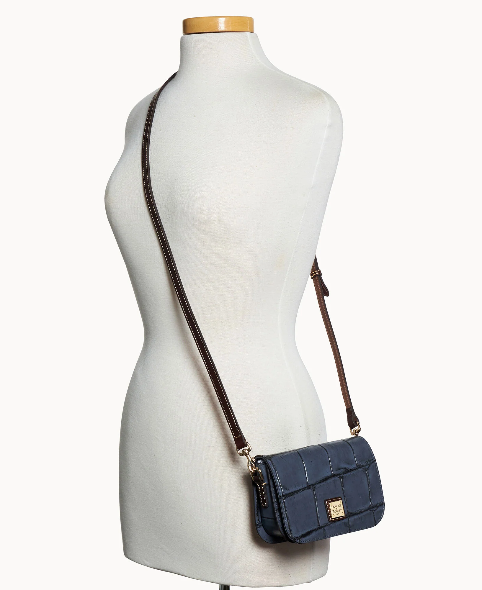 Denison Kitty Crossbody - Image 30