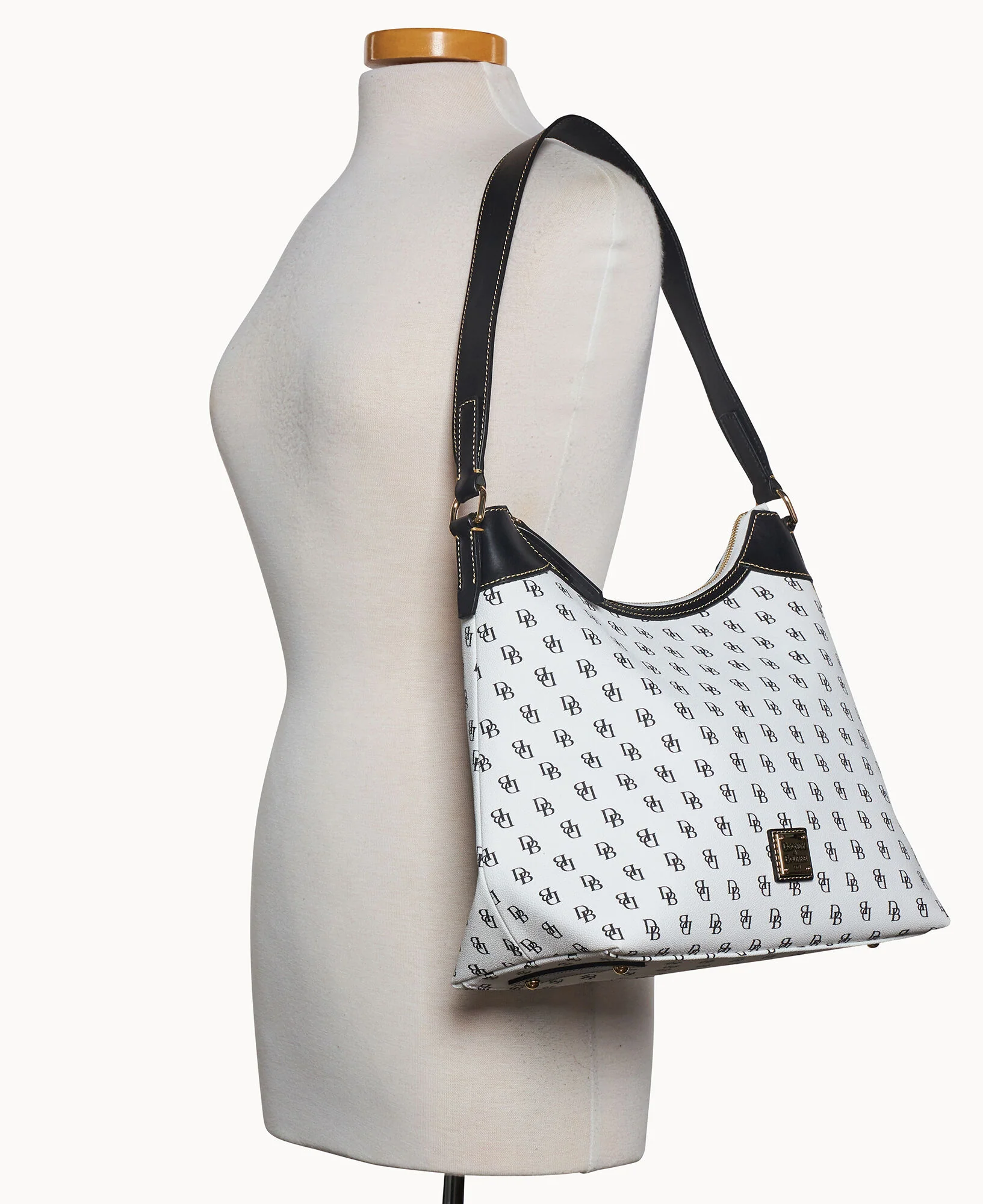 Gretta Hobo - Image 17