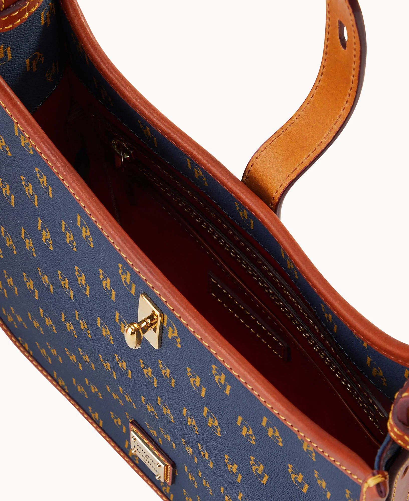 Gretta Messenger - Image 17