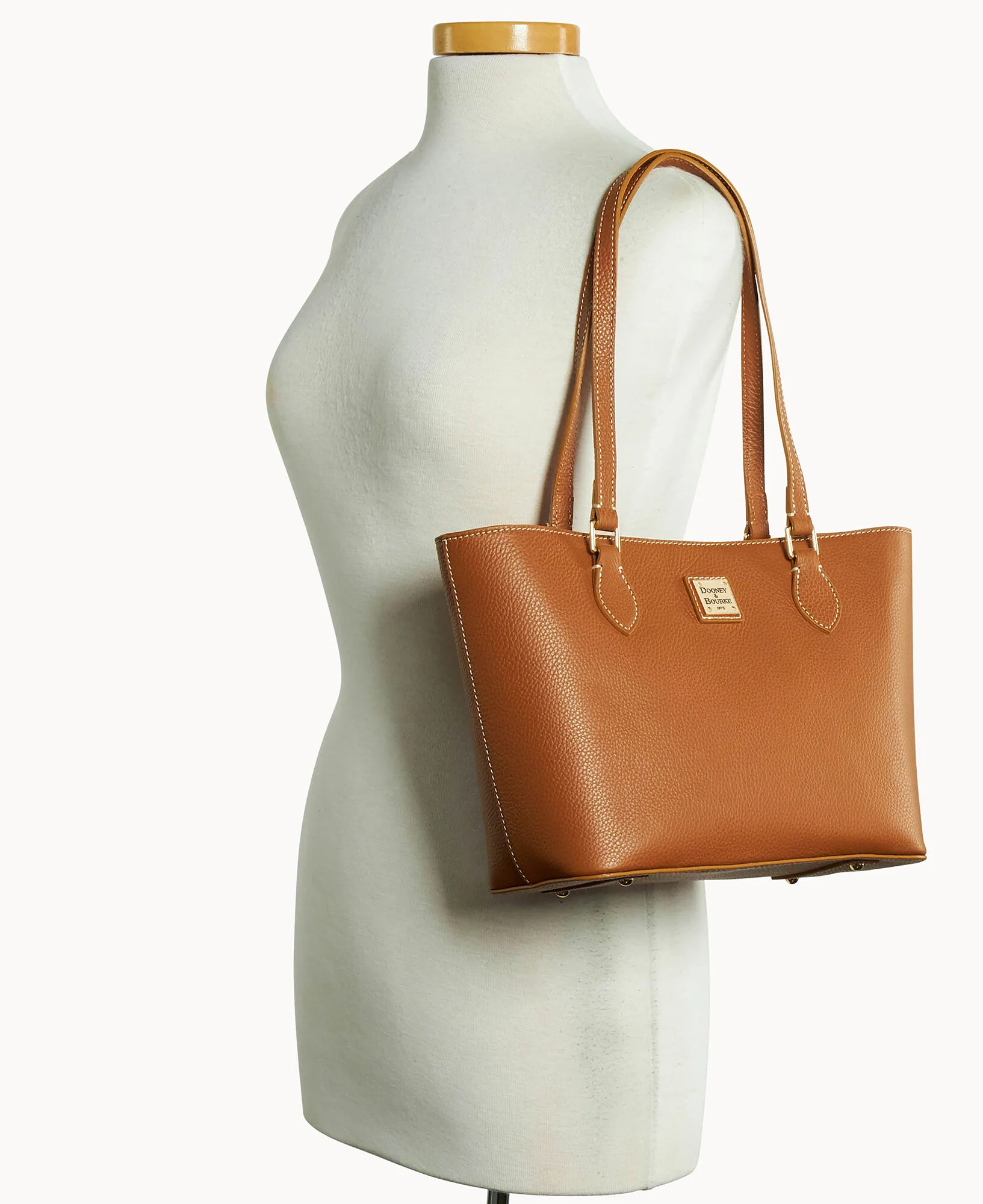 Lucca Leather Small Jessie Tote - Image 9