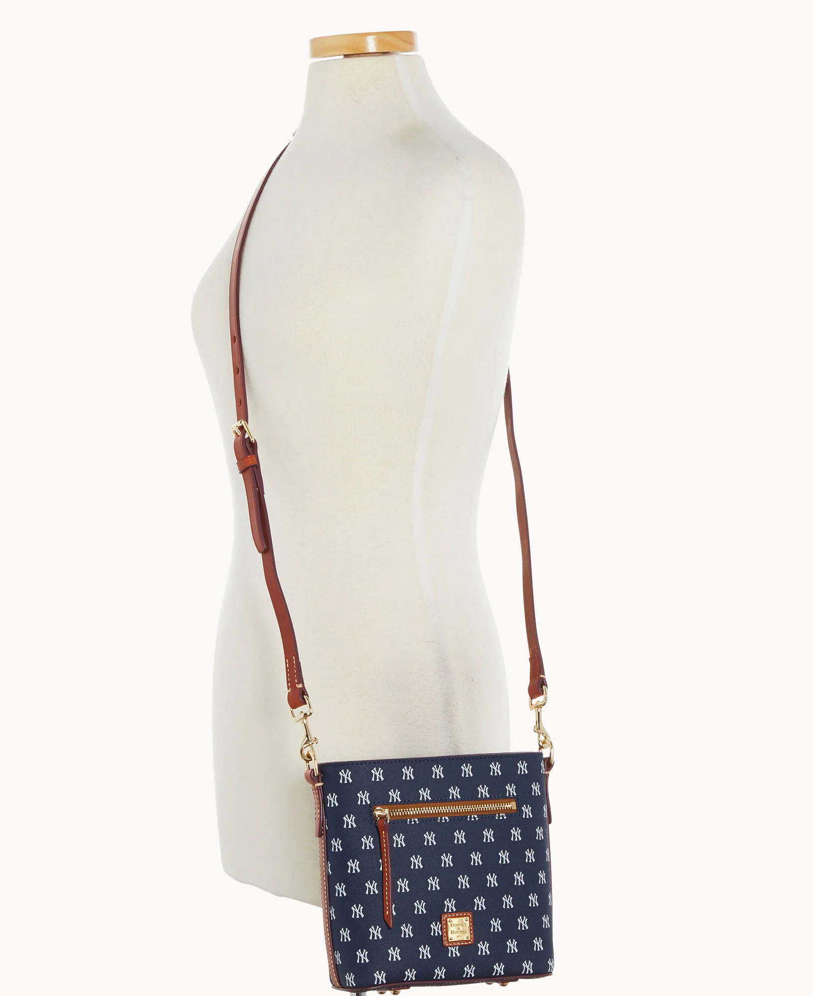 MLB Yankees Small Zip Crossbody - Image 4