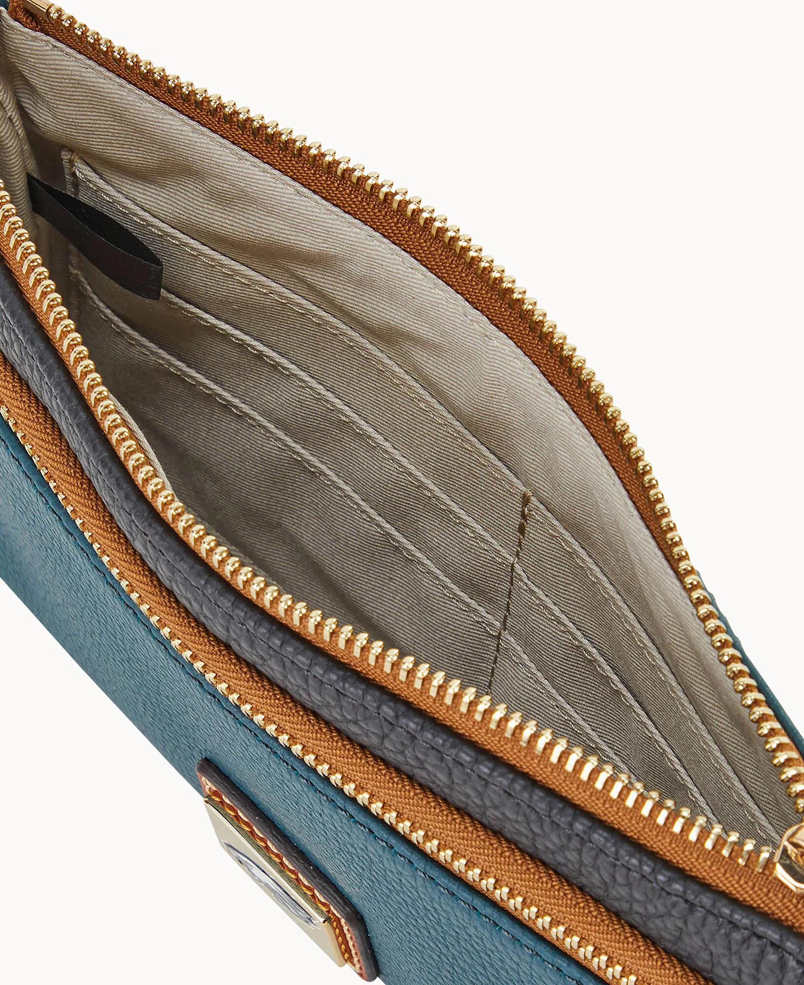 NFL Eagles Double Zip Wristlet - Image 3