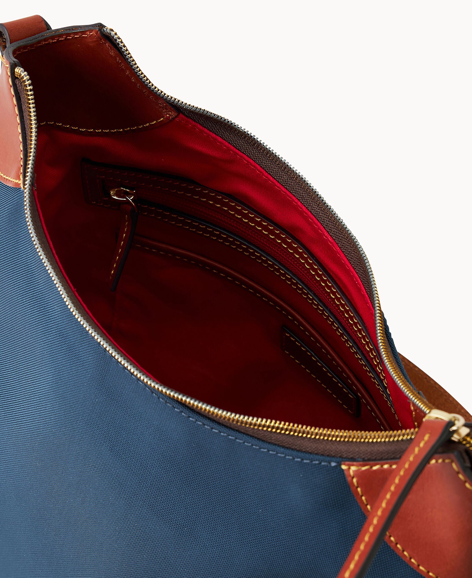 Nylon Hobo - Image 18