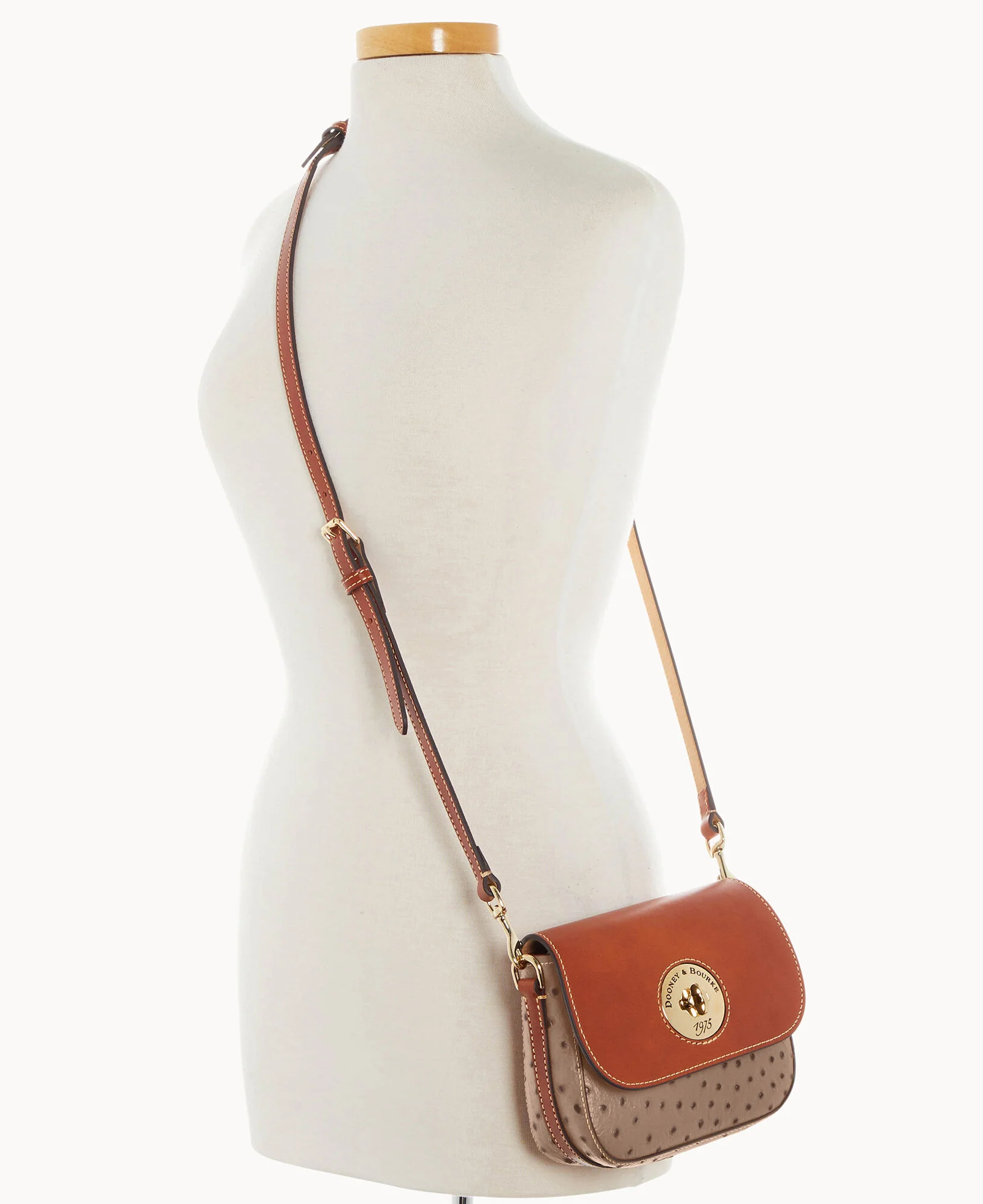 Ostrich Turnlock Flap Saddle - Image 10