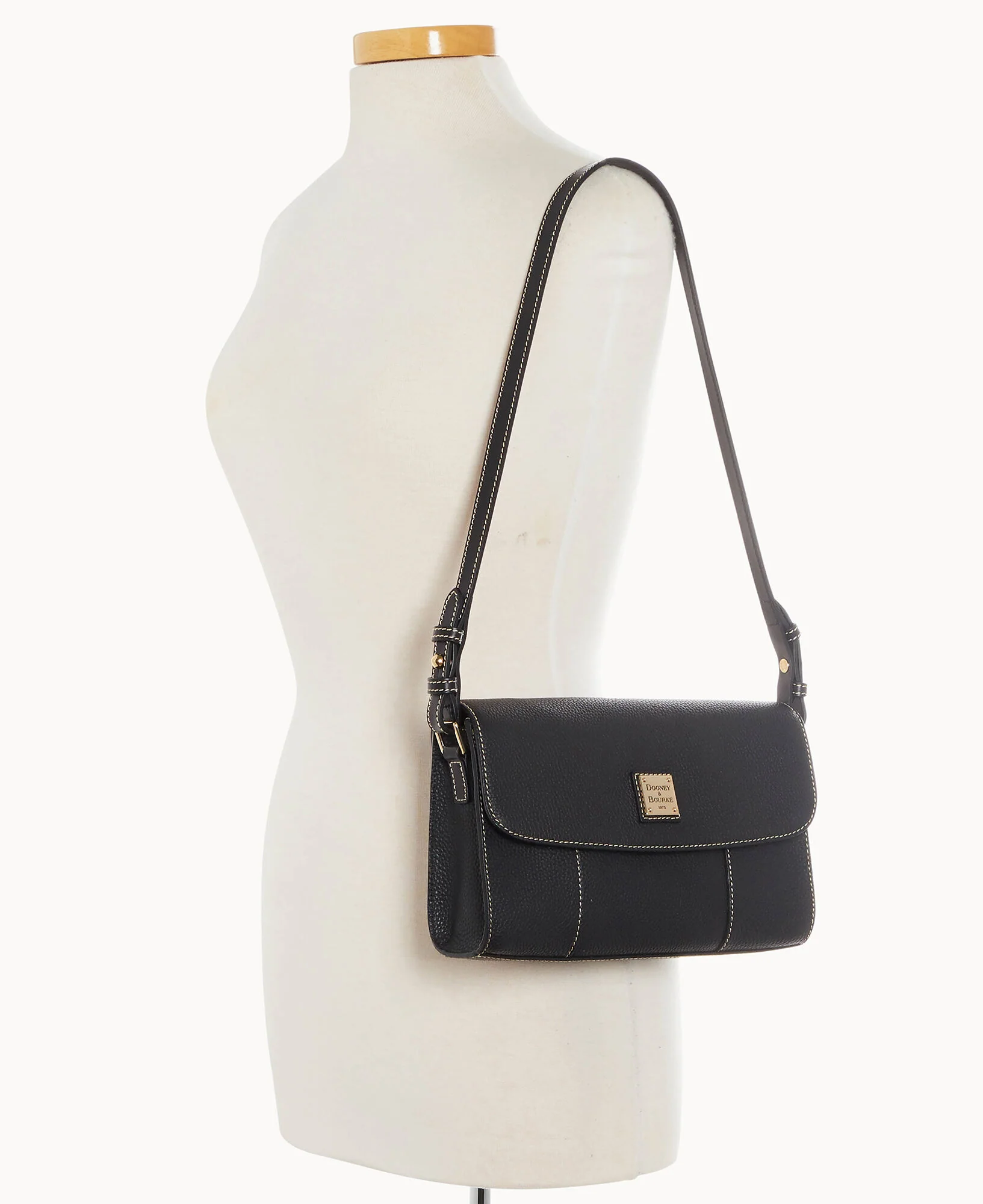 Pebble Grain Casey Clutch - Image 34