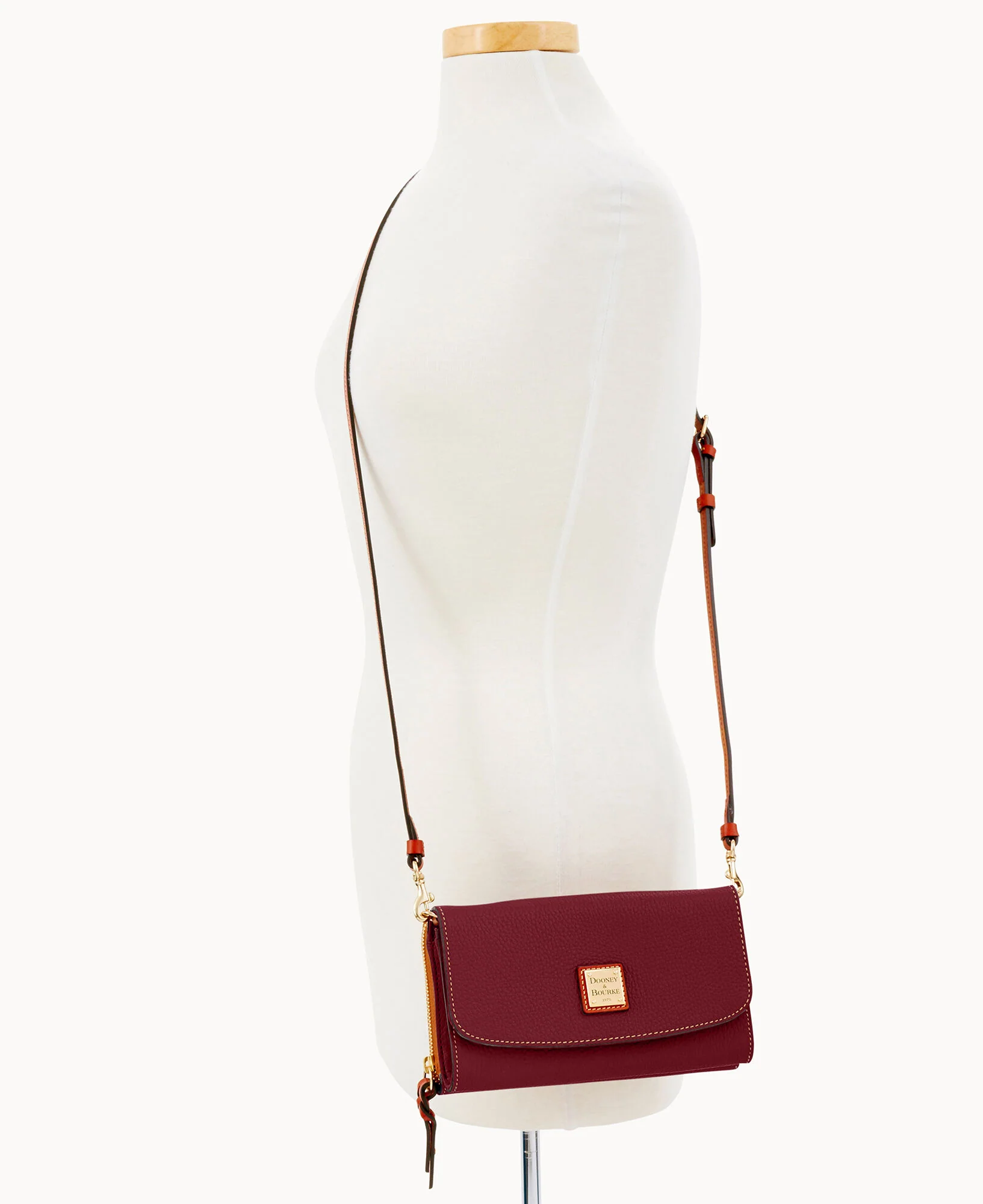 Pebble Grain Clutch Wallet - Image 47