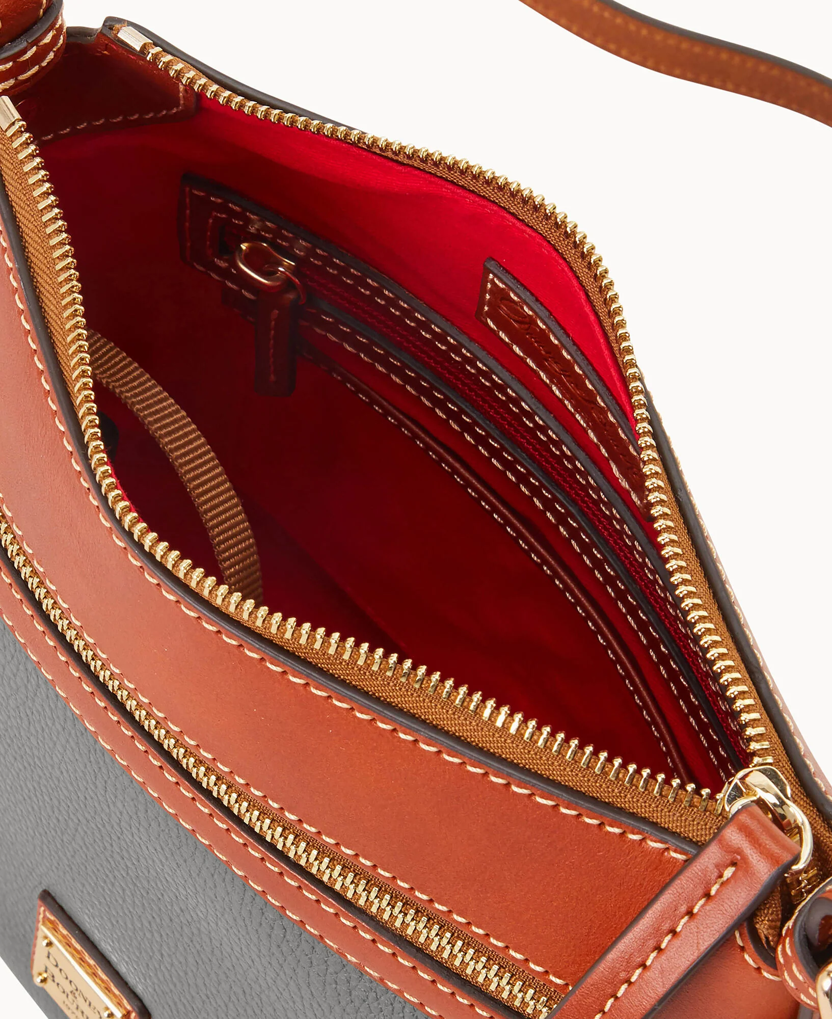 Pebble Grain Crossbody 25 - Image 60