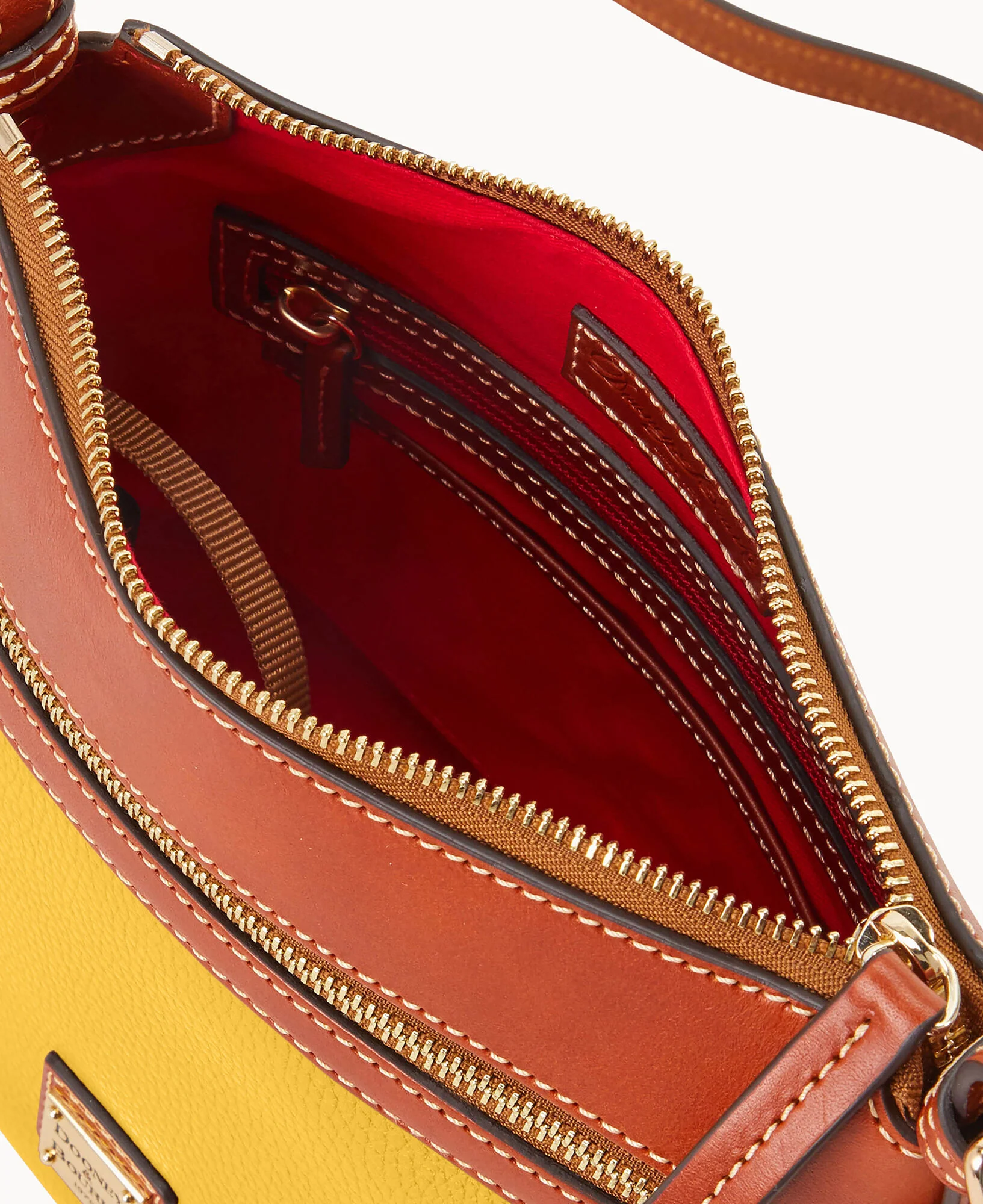 Pebble Grain Crossbody 25 - Image 68
