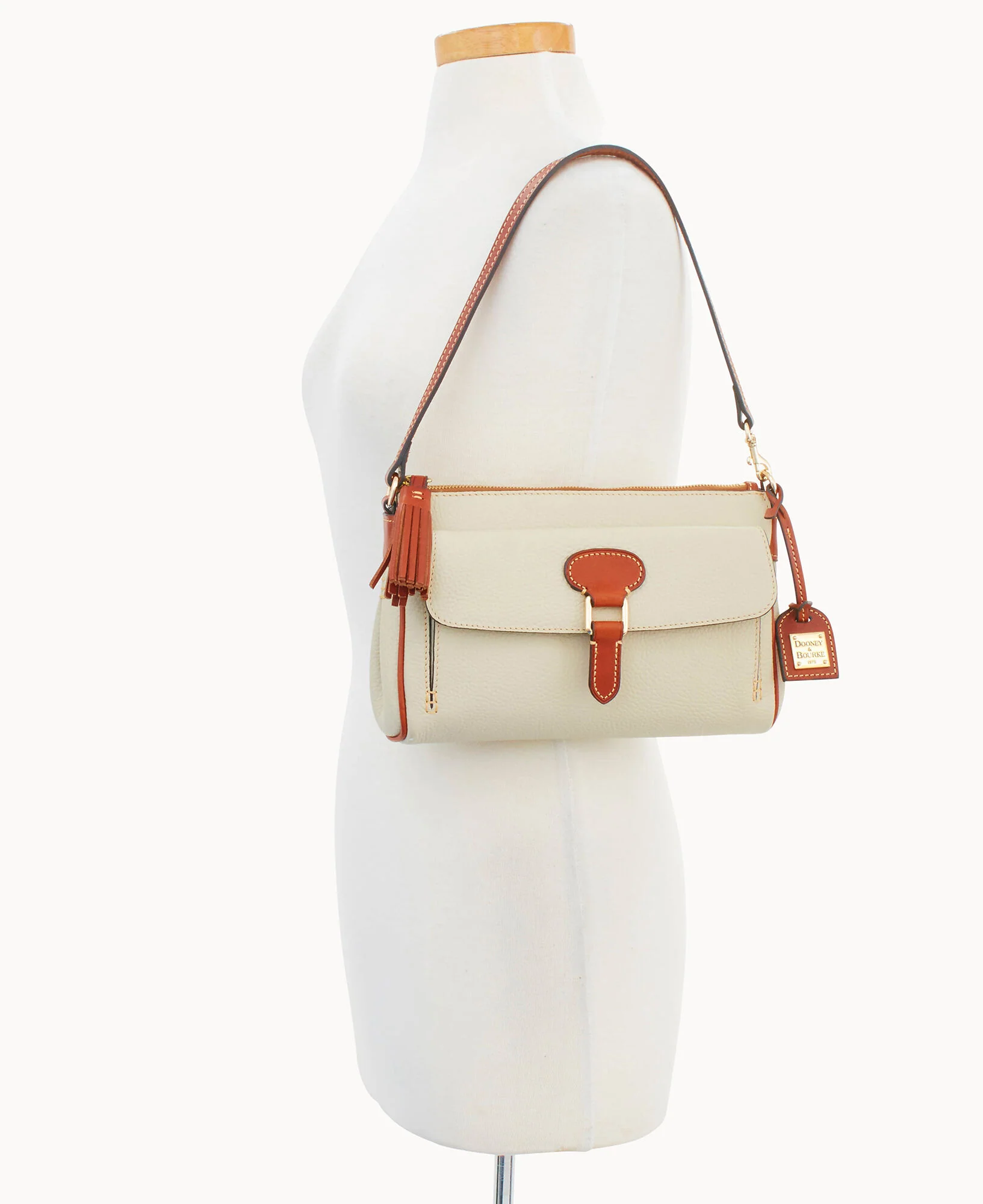 Pebble Grain Dana Pocket Clutch - Image 28