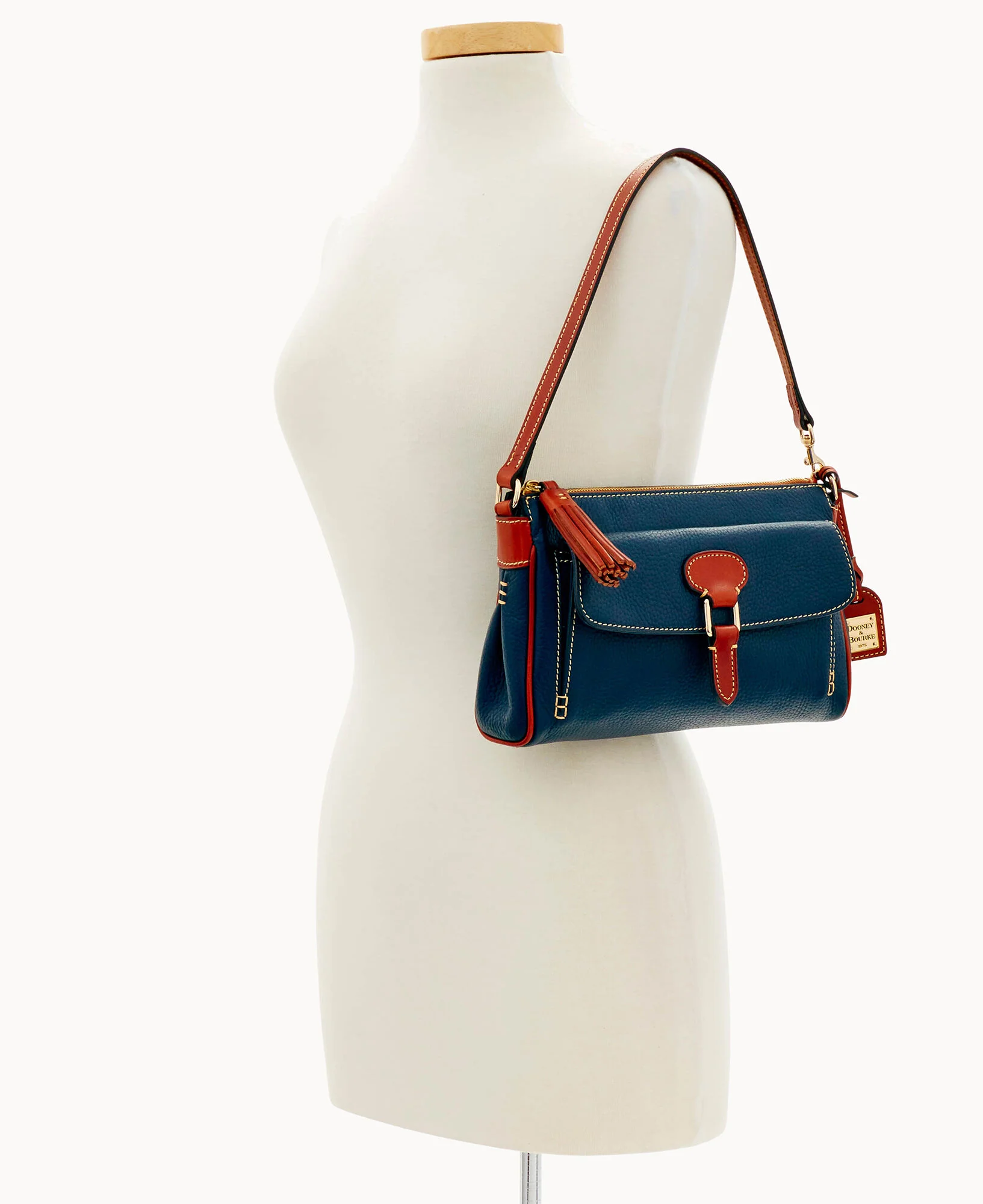 Pebble Grain Dana Pocket Clutch - Image 42