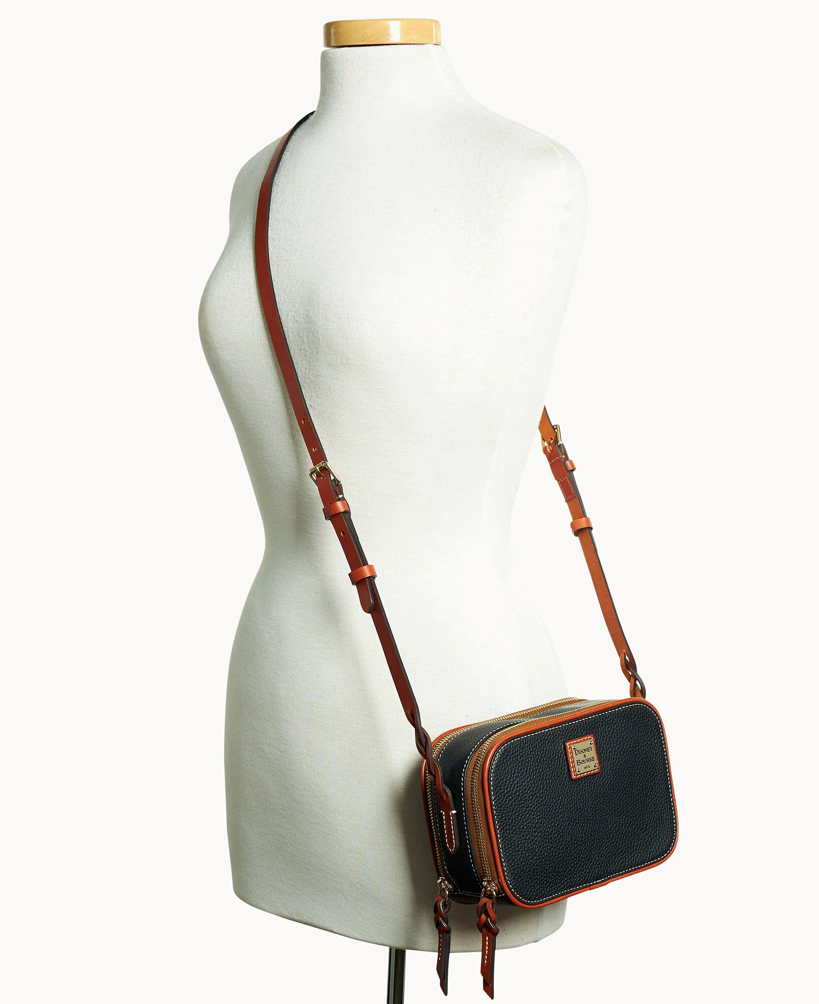 Pebble Grain Deni Crossbody - Image 10