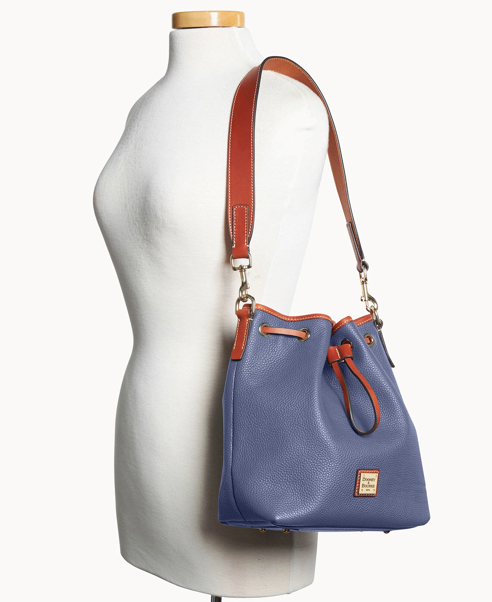 Pebble Grain Drawstring - Image 33