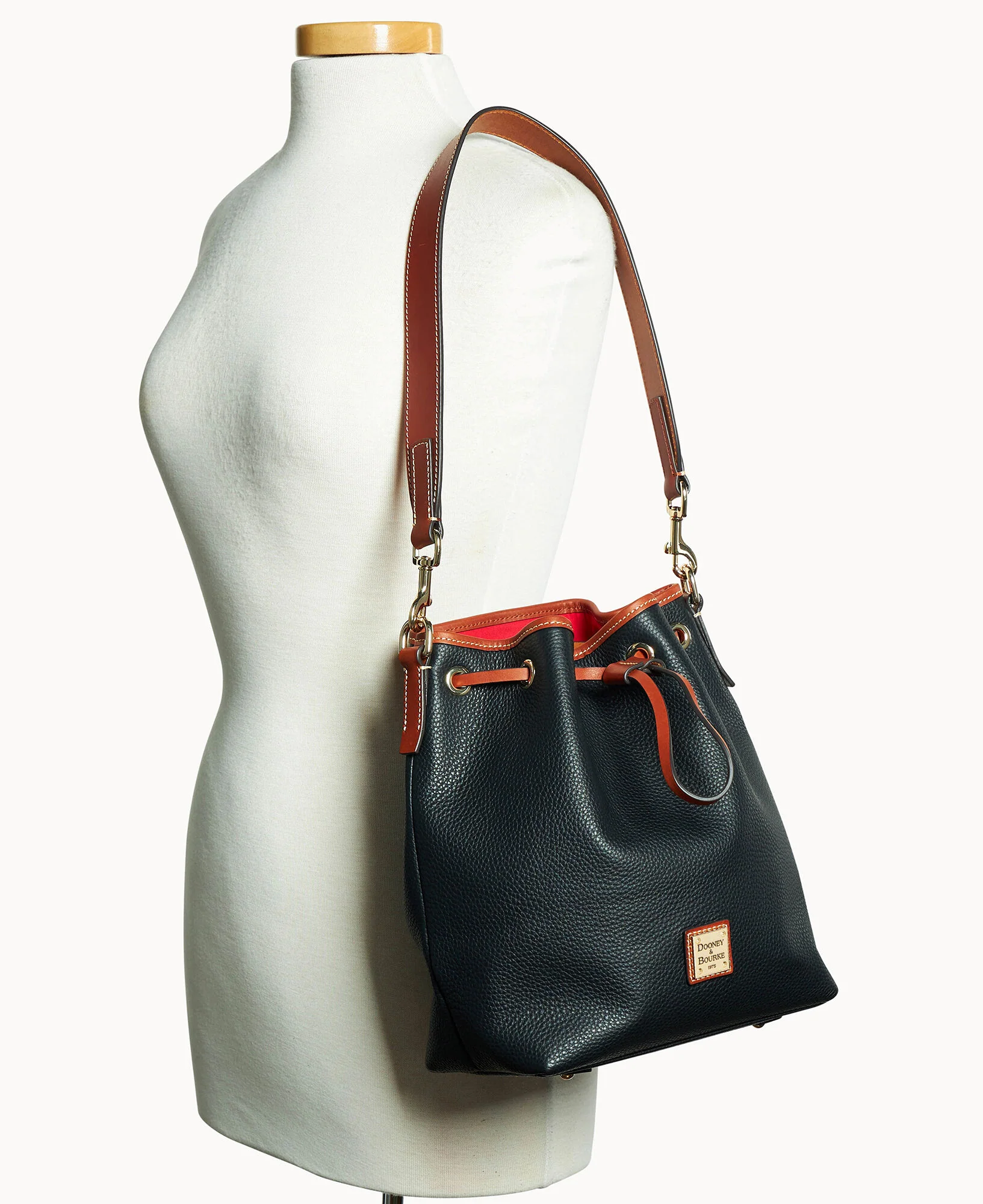 Pebble Grain Drawstring - Image 7