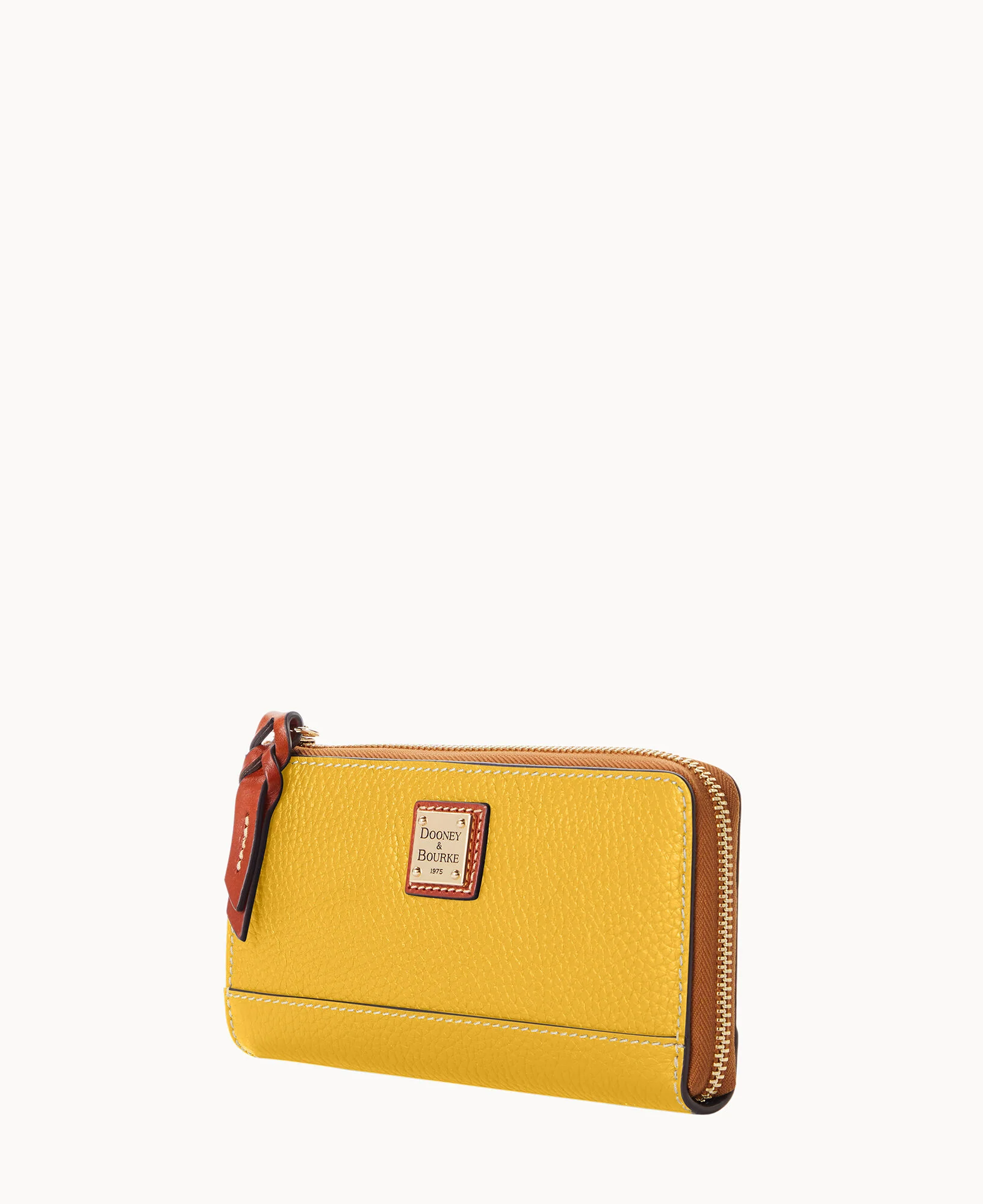 Pebble Grain Folded Zip Wristlet - Image 25