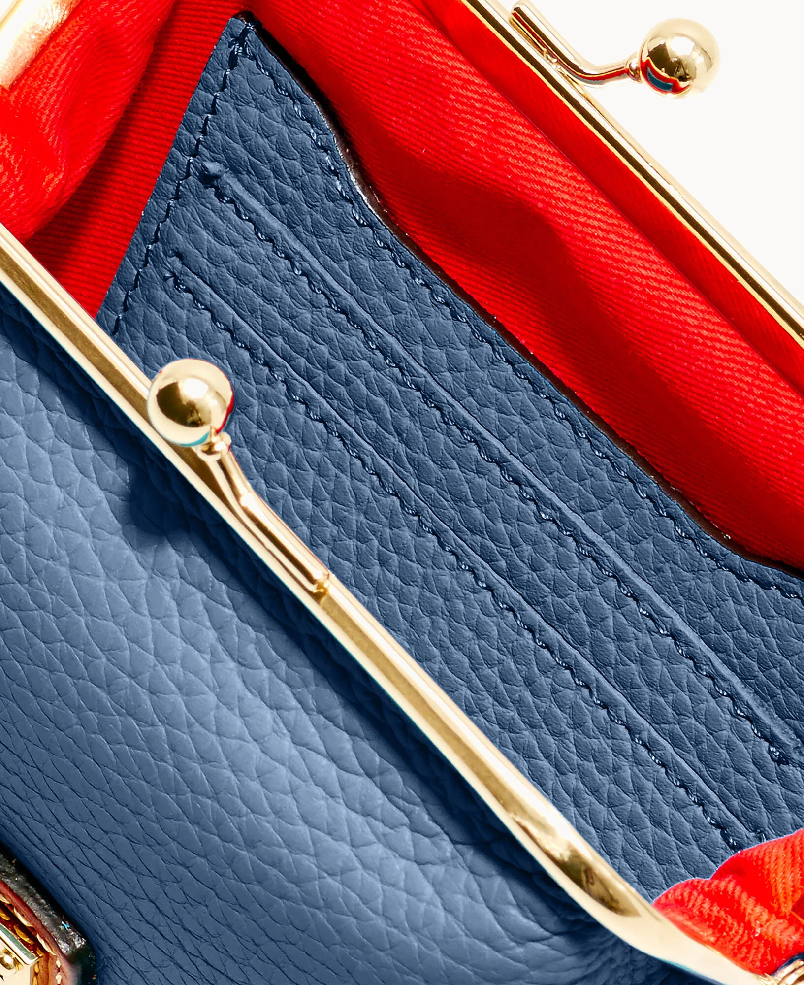 Pebble Grain Large Framed Purse - Image 32