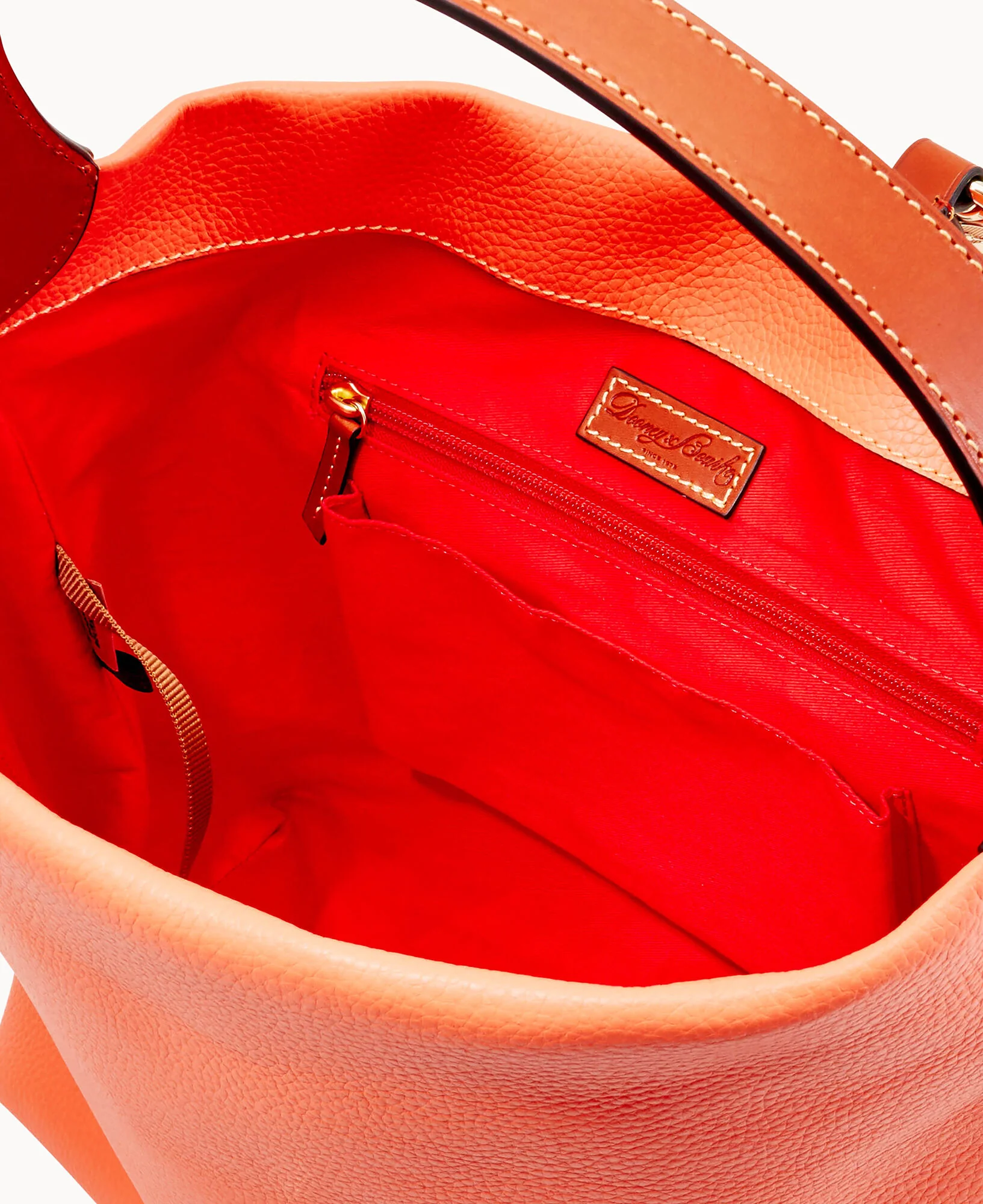 Pebble Grain Logo Lock Shoulder Bag - Image 22