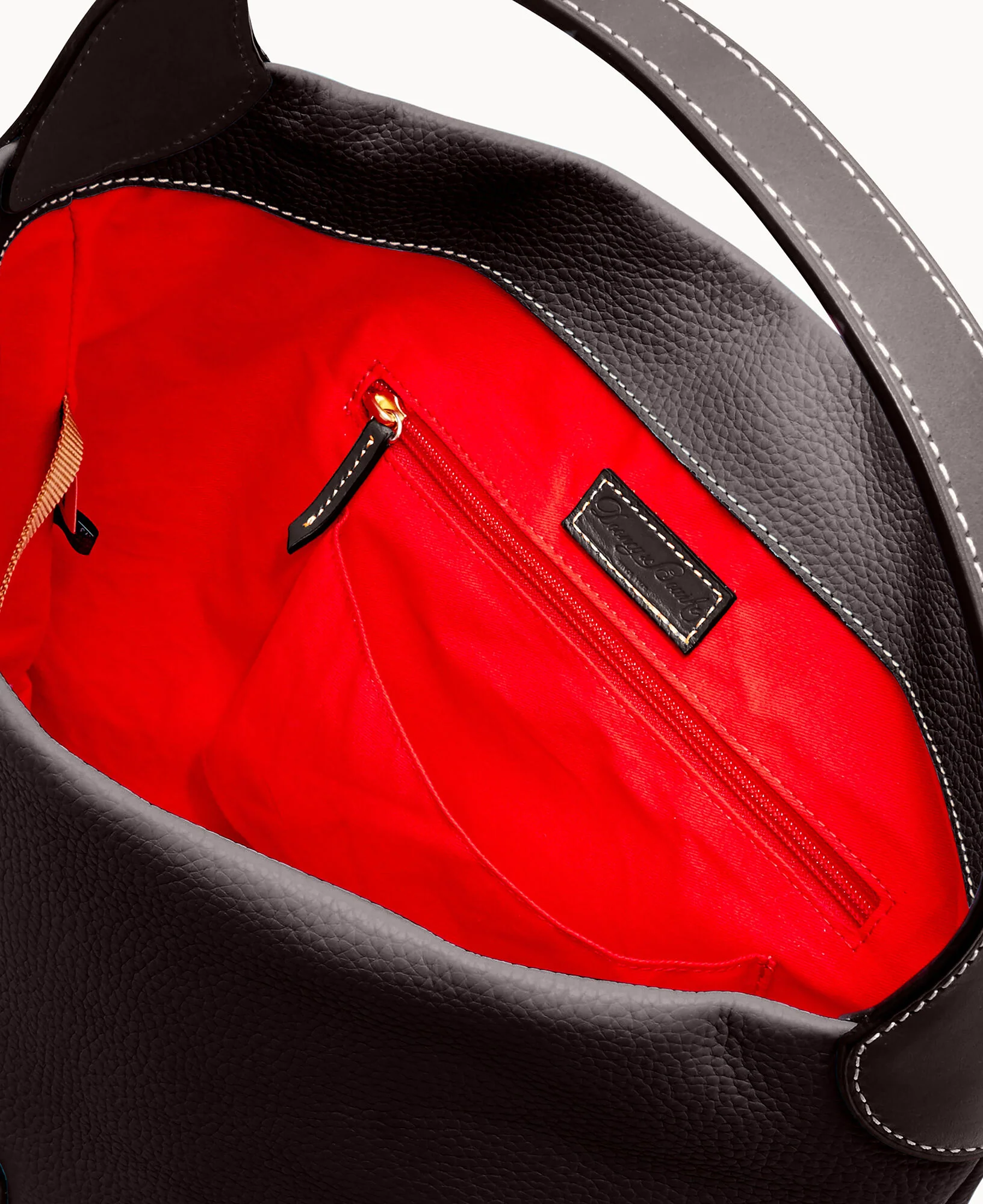 Pebble Grain Logo Lock Shoulder Bag - Image 34