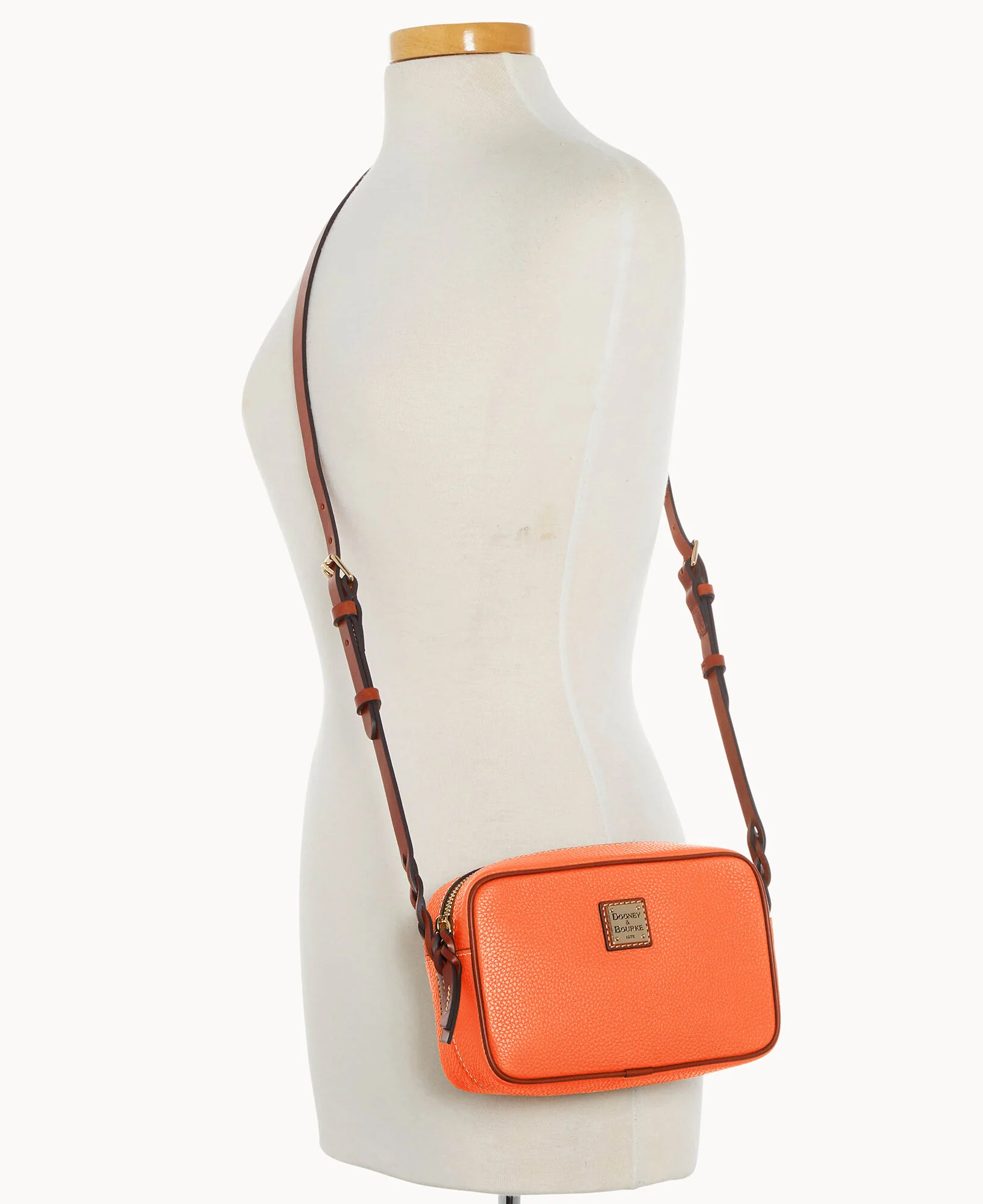 Pebble Grain Loni Crossbody - Image 5