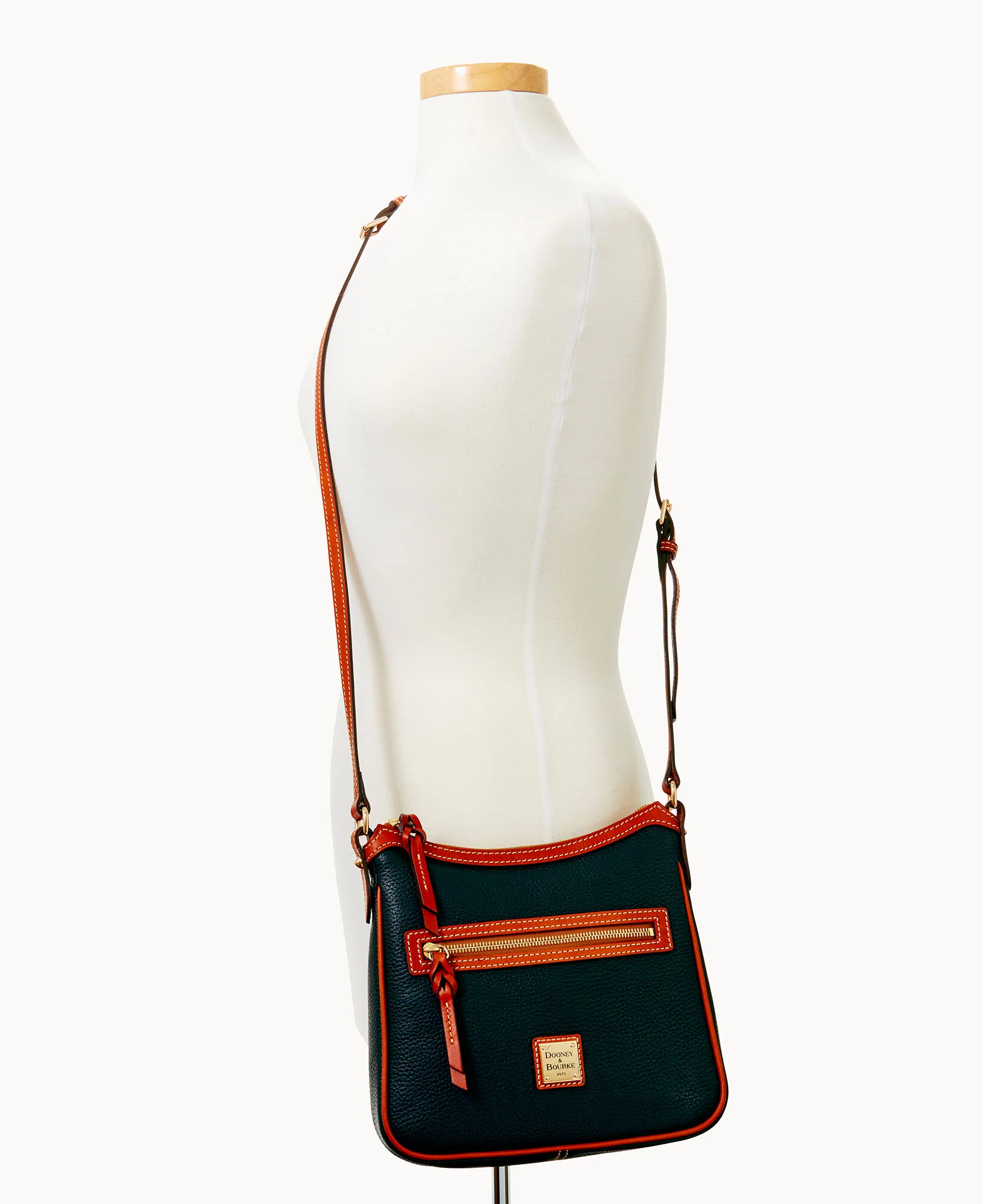 Pebble Grain Pocket Crossbody - Image 5