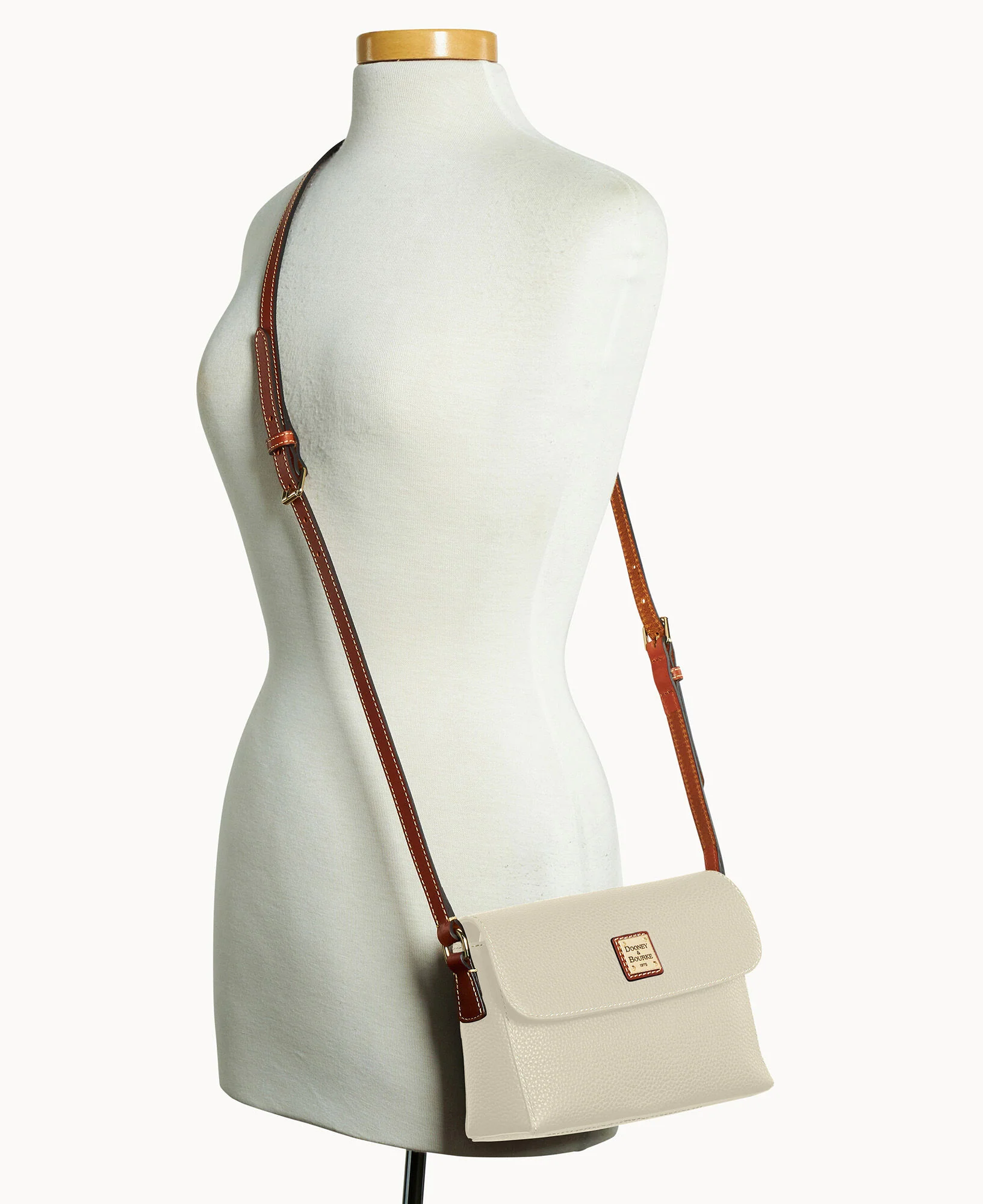 Pebble Grain Rena Crossbody - Image 10