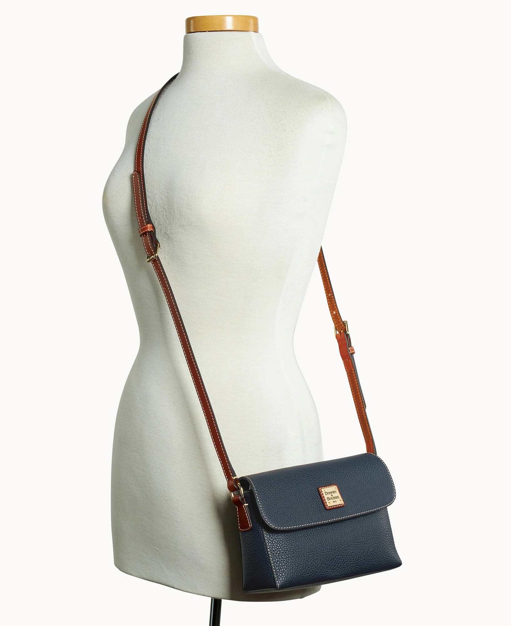 Pebble Grain Rena Crossbody - Image 30