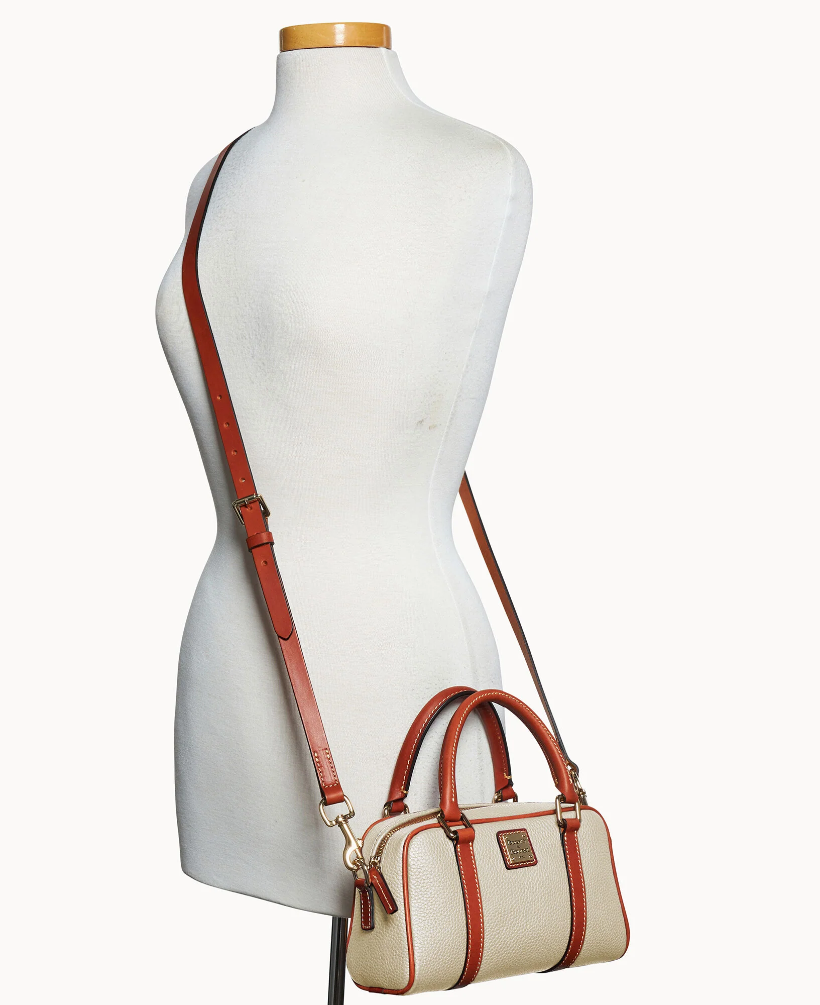 Pebble Grain Satchel 24 - Image 7