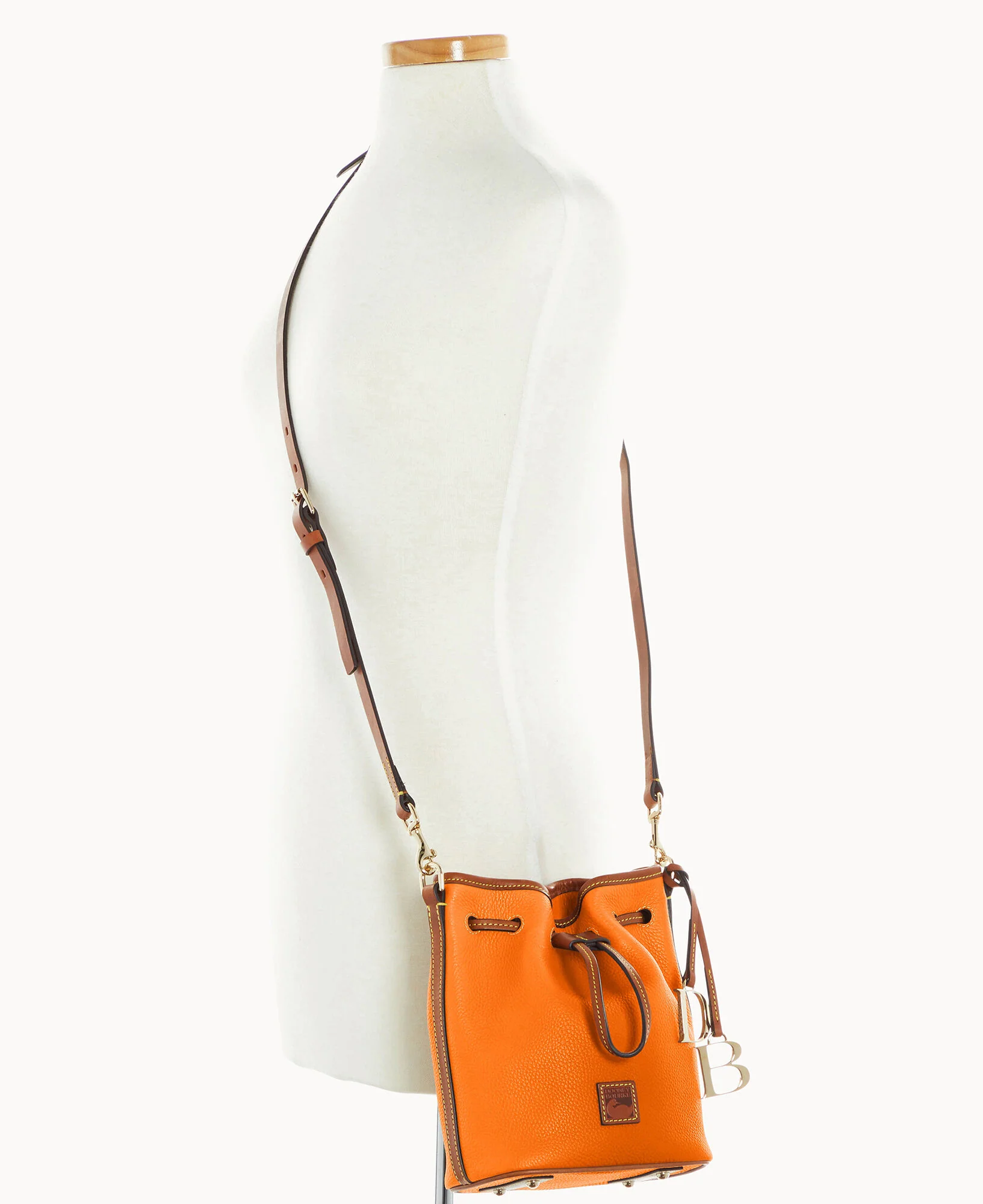 Pebble Grain Small Drawstring - Image 30