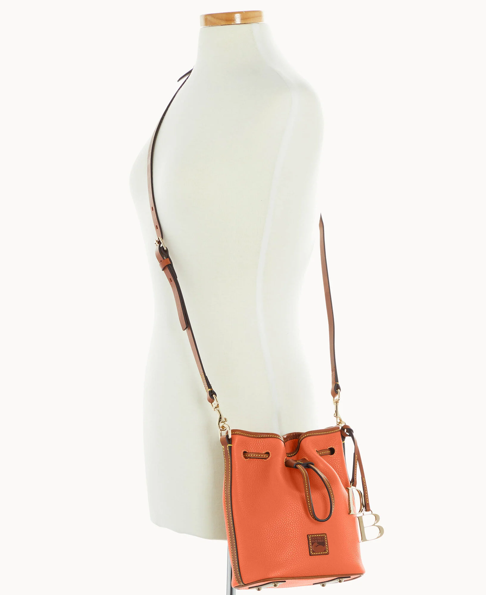 Pebble Grain Small Drawstring - Image 33