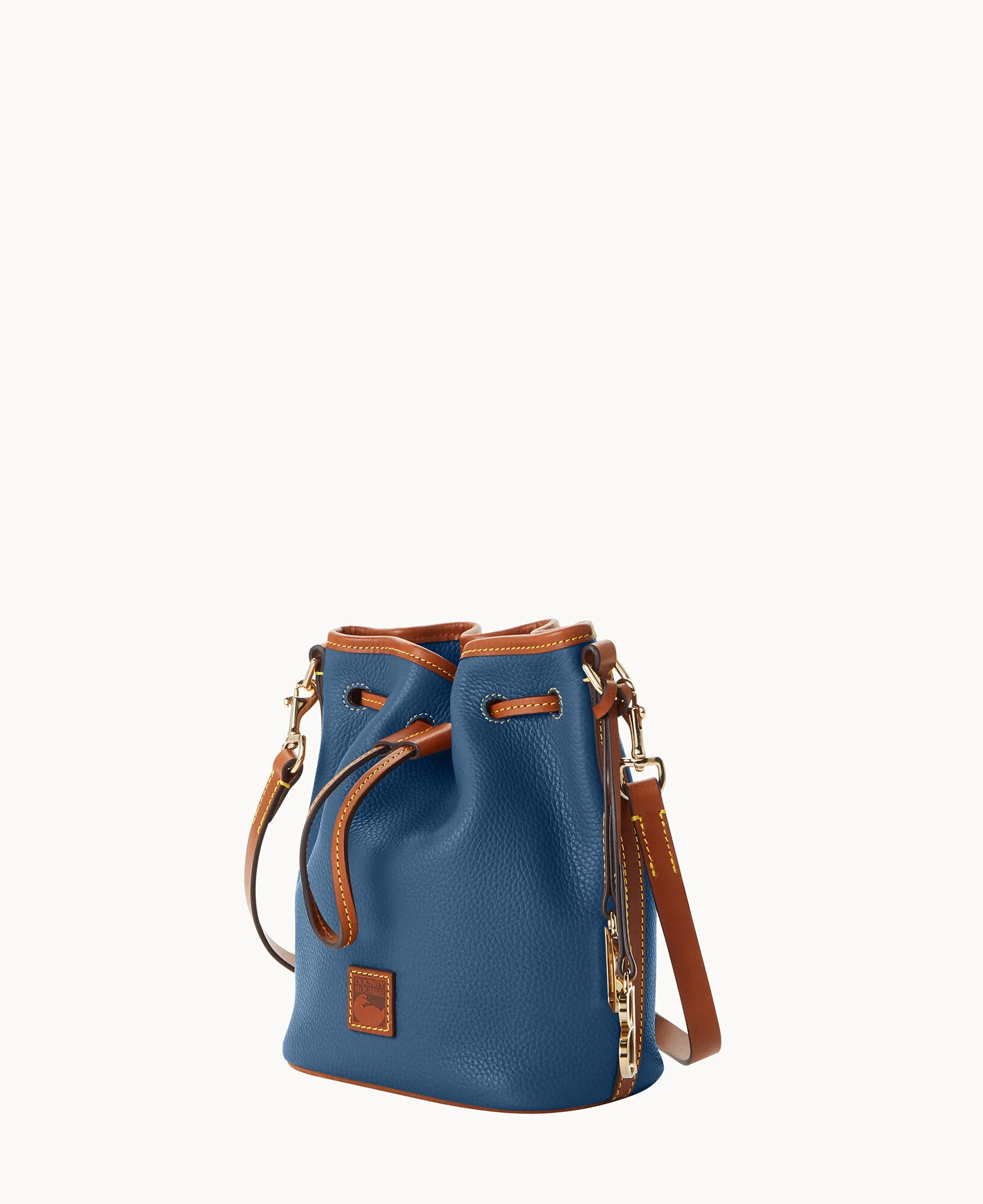 Pebble Grain Small Drawstring - Image 49