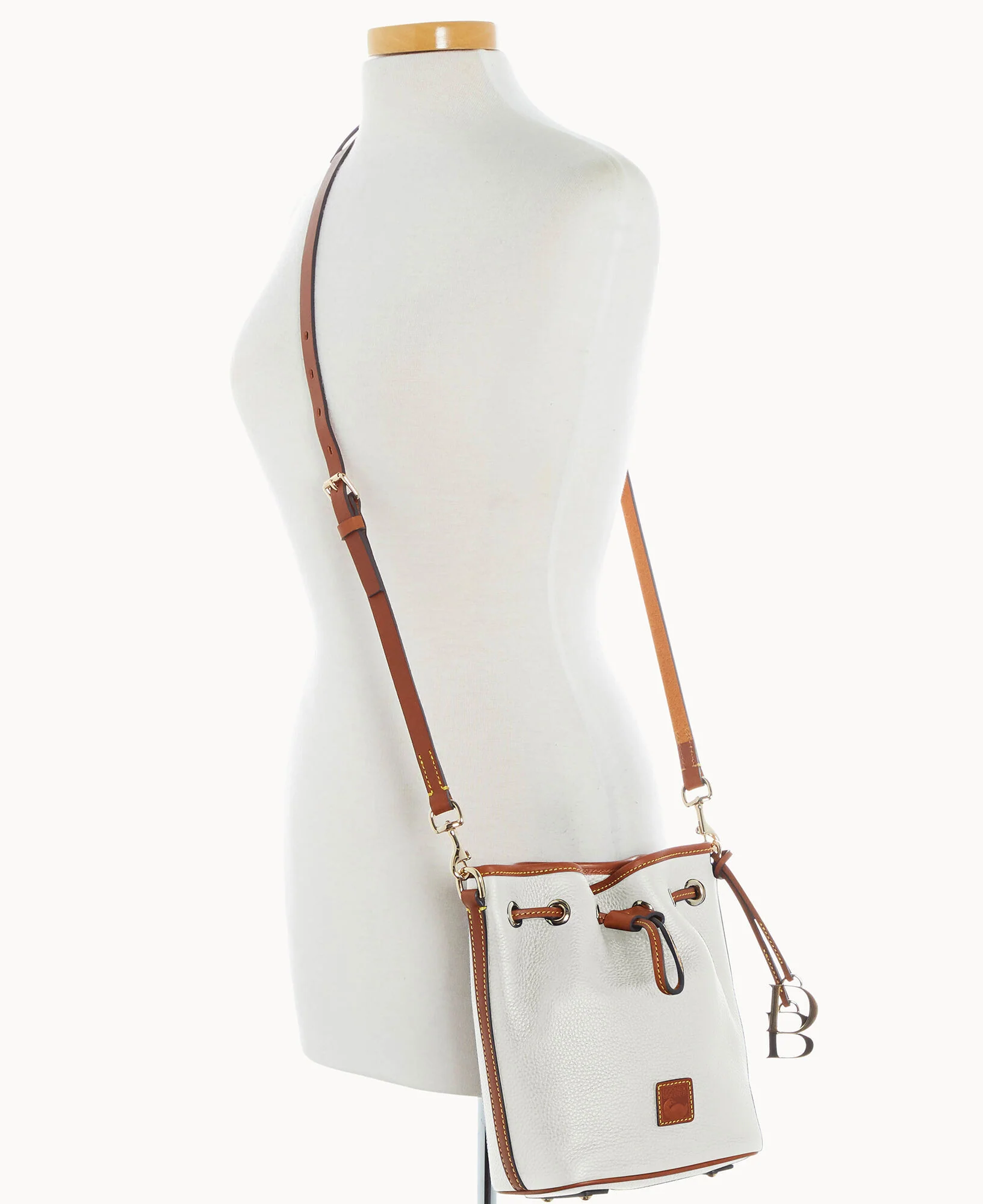 Pebble Grain Small Drawstring - Image 11