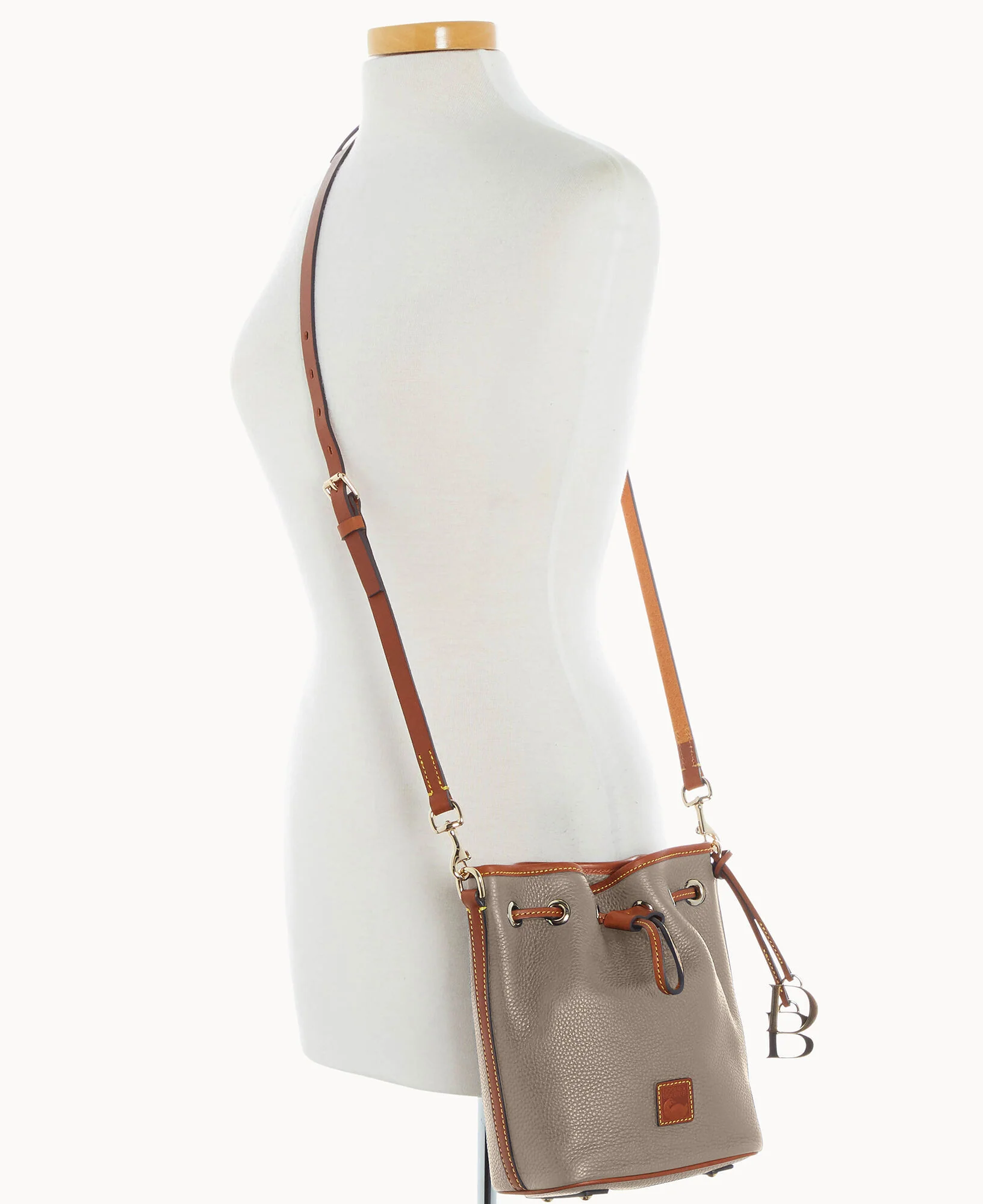 Pebble Grain Small Drawstring - Image 14