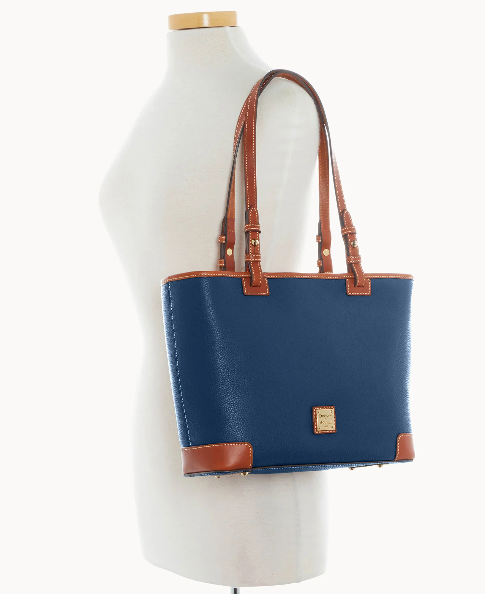 Pebble Grain Small Leisure Shopper - Image 18