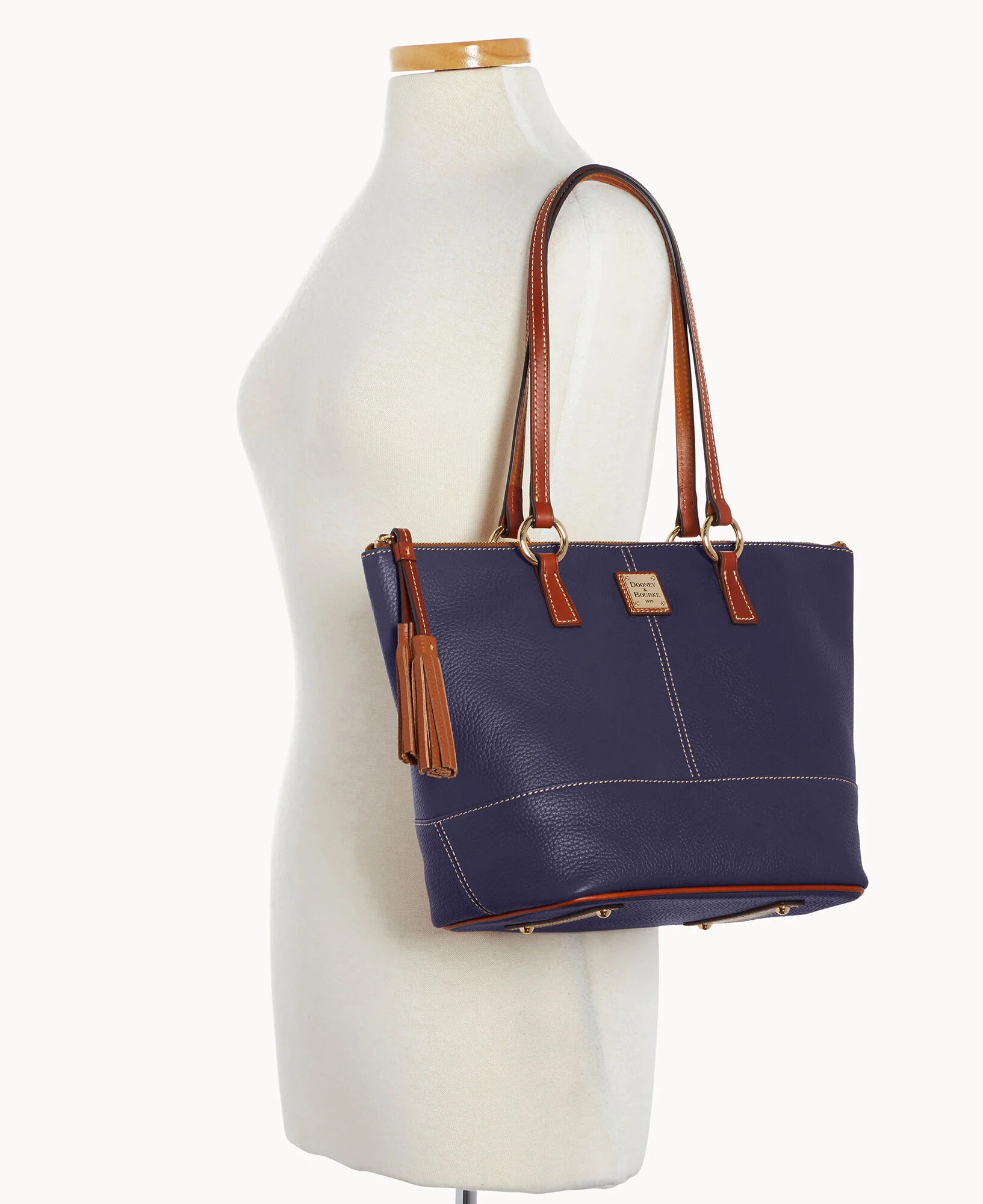 Pebble Grain Small Tobi Tote - Image 12