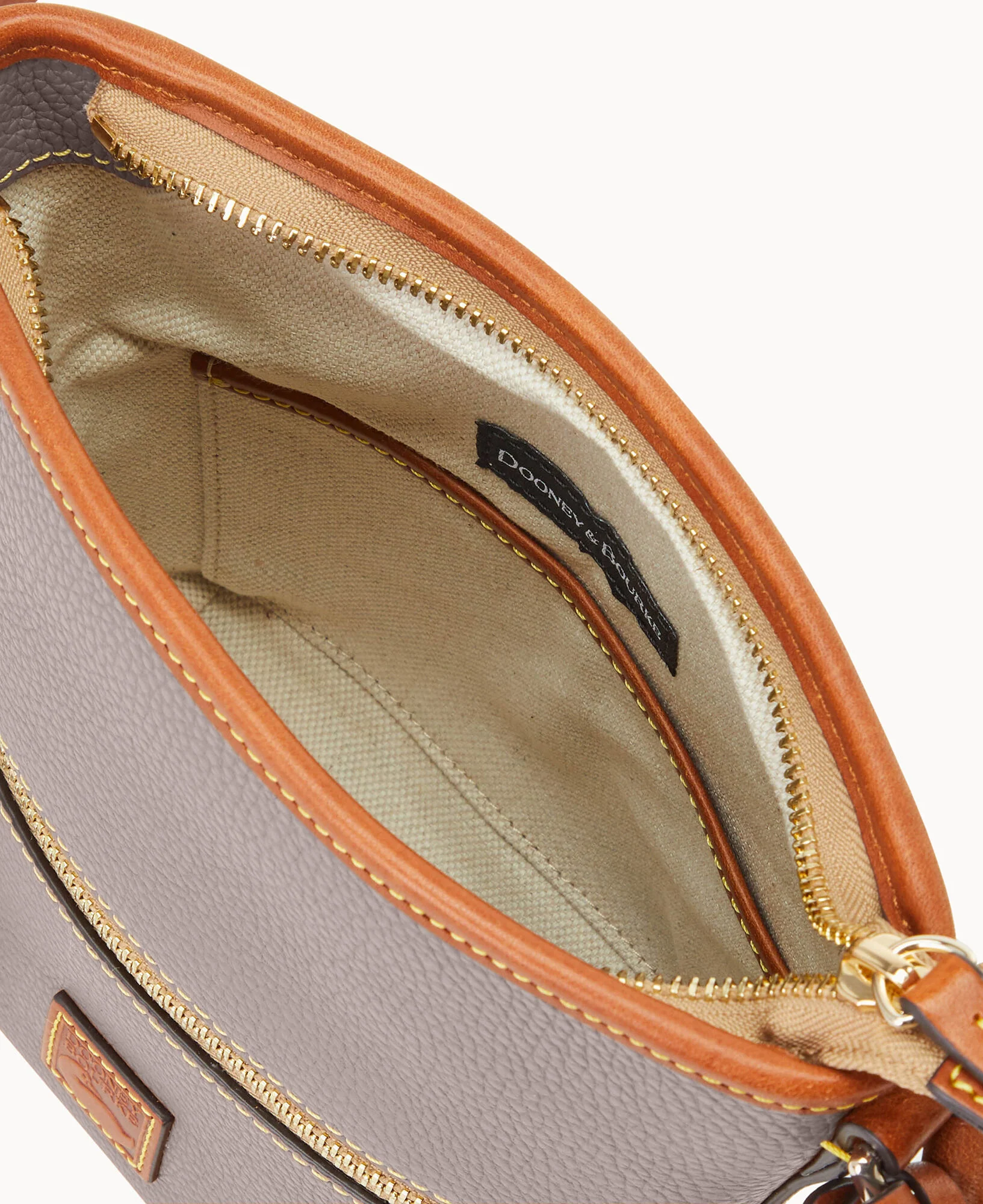 Pebble Grain Small Zip Sac - Image 3