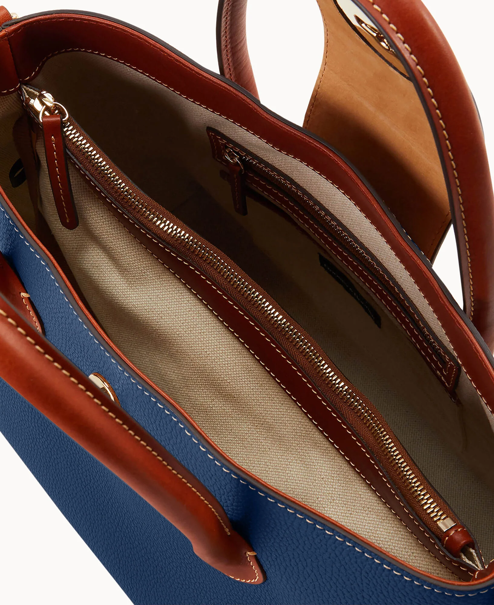Pebble Turnlock Handle Tote 30 - Image 37