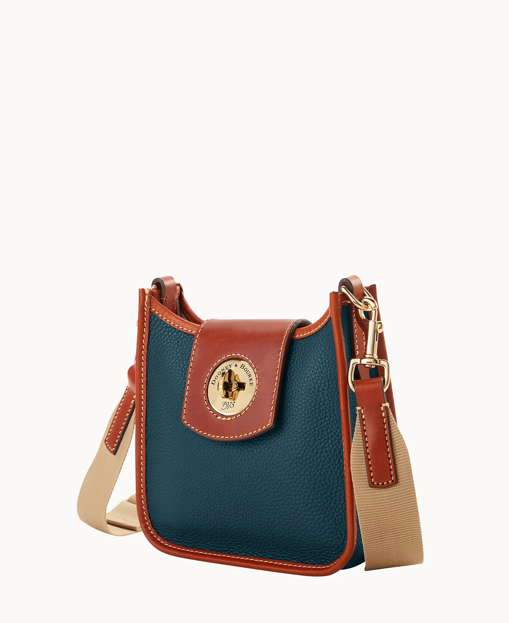 Pebble Turnlock Messenger 20 - Image 84