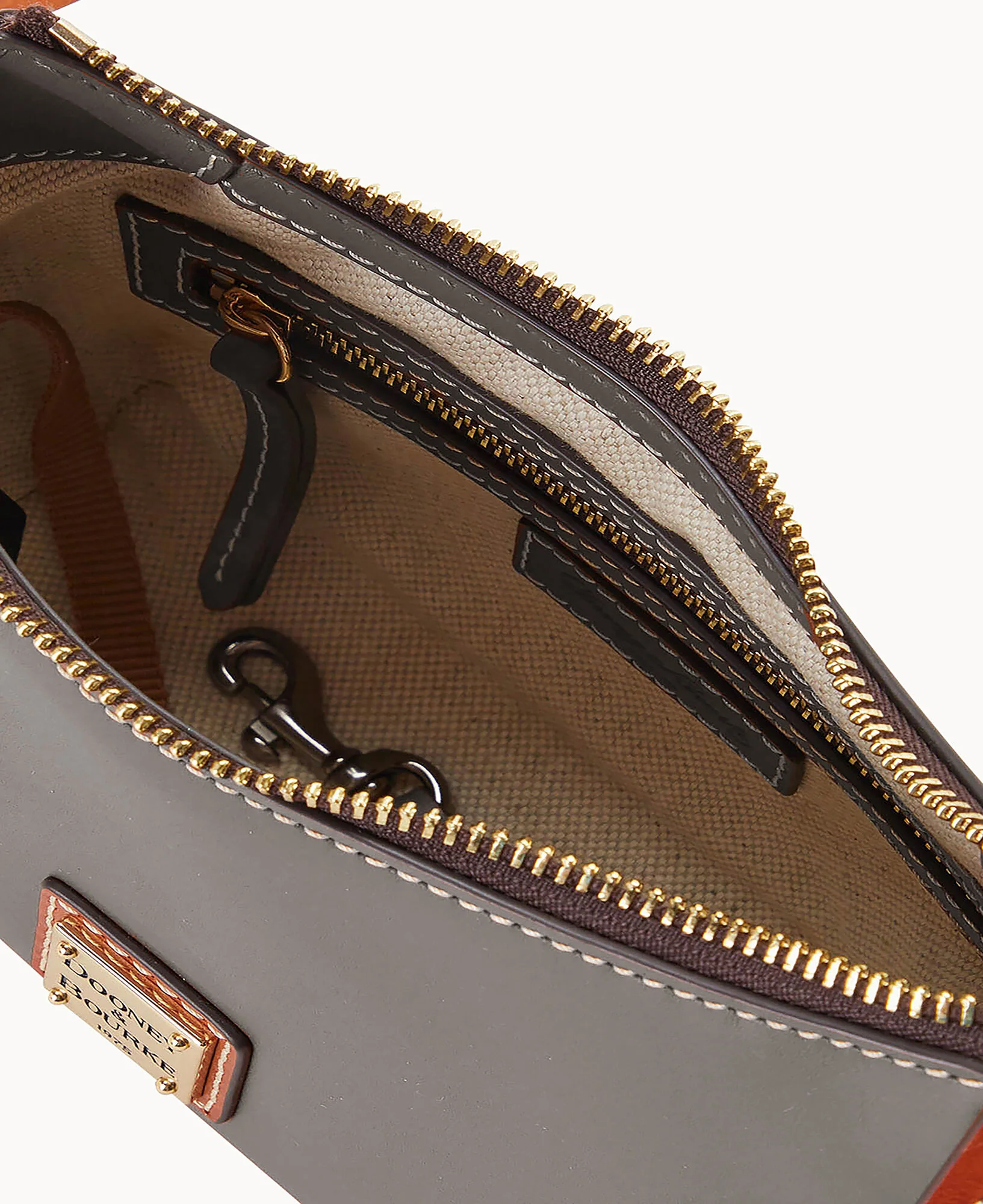Penrose Crossbody 20 - Image 11