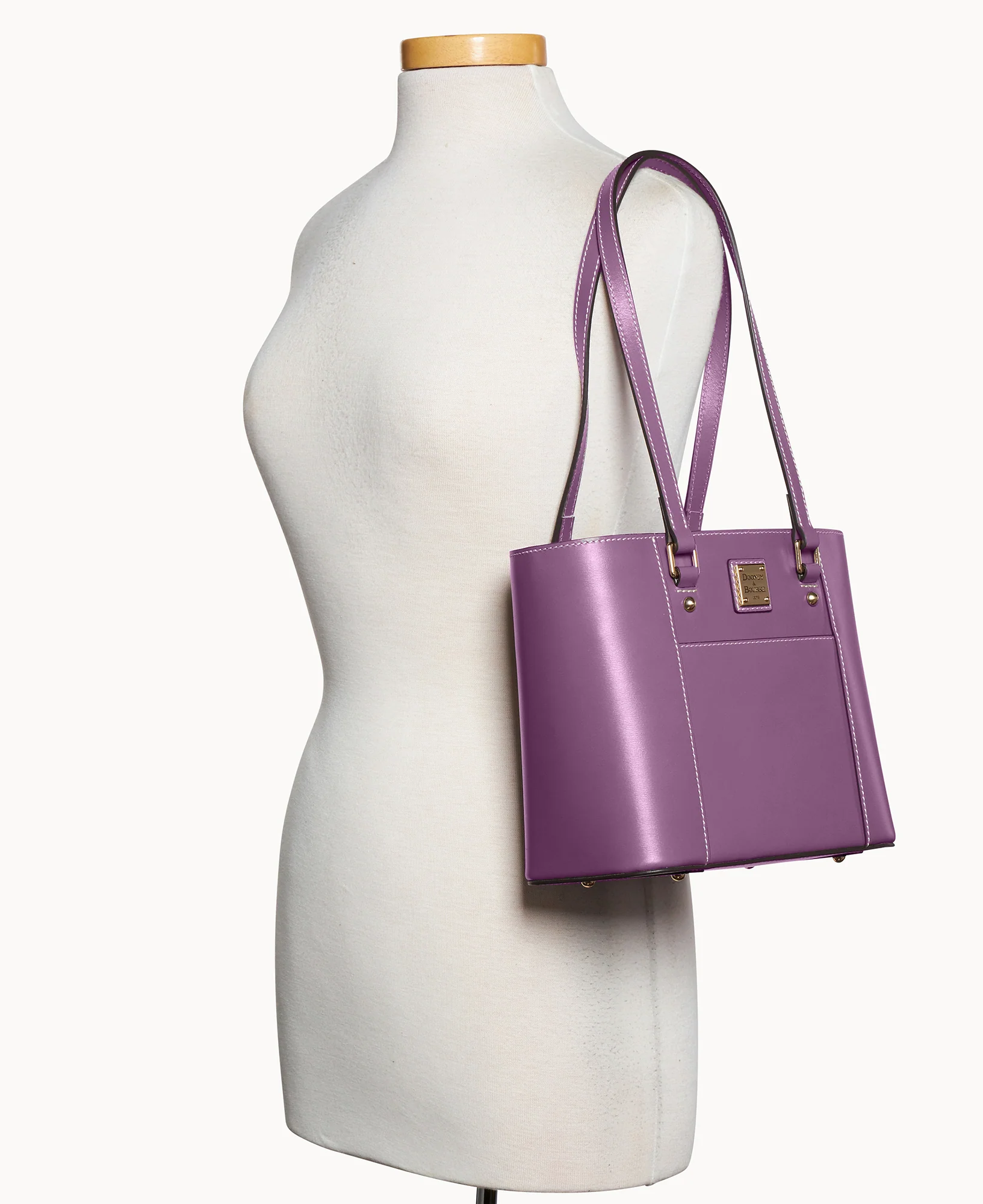 Penrose Pocket Tote 25 - Image 43