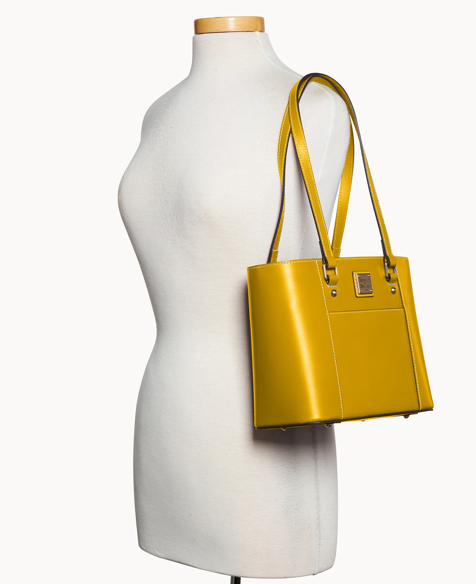 Penrose Pocket Tote 25 - Image 76