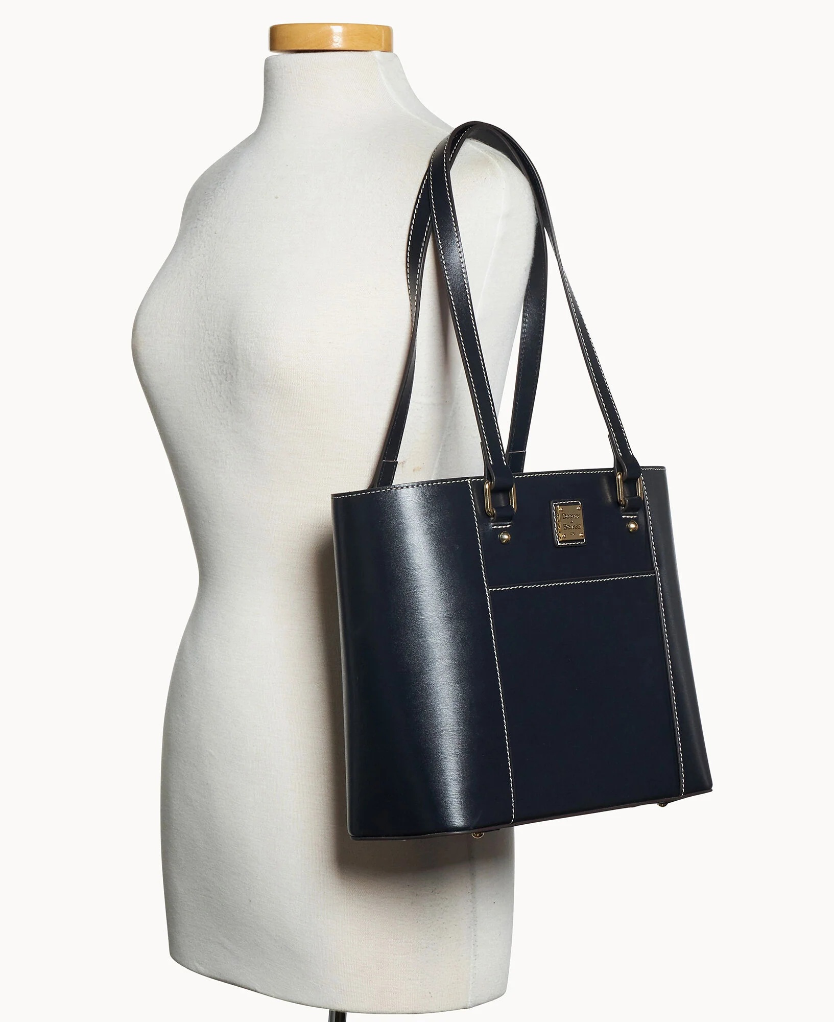 Penrose Pocket Tote 30 - Image 101