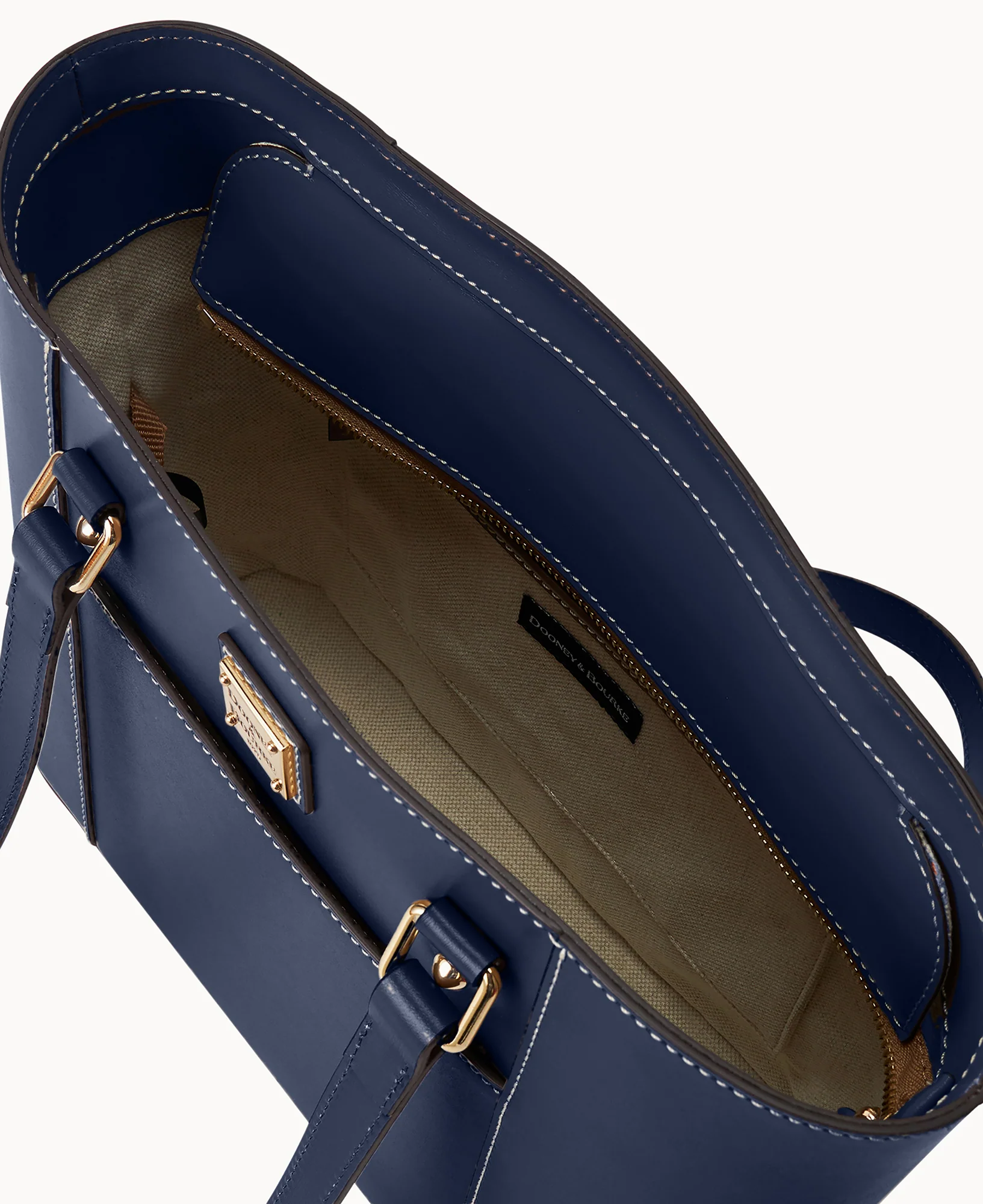 Penrose Pocket Tote 30 - Image 64
