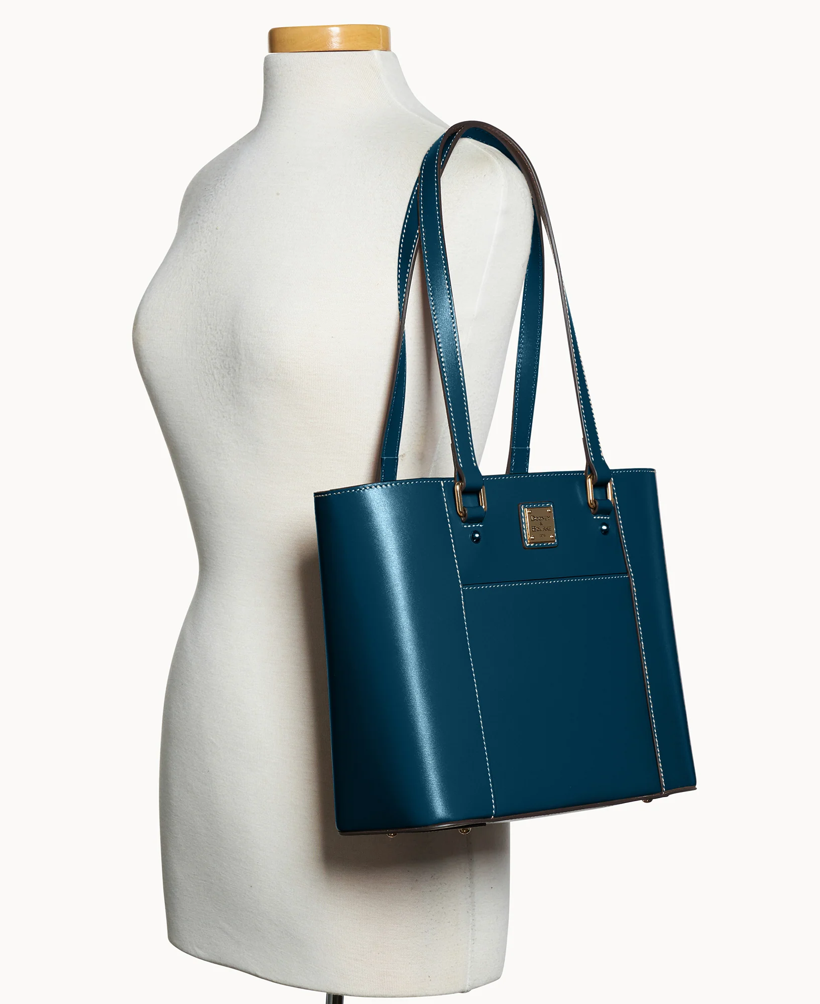 Penrose Pocket Tote 30 - Image 86