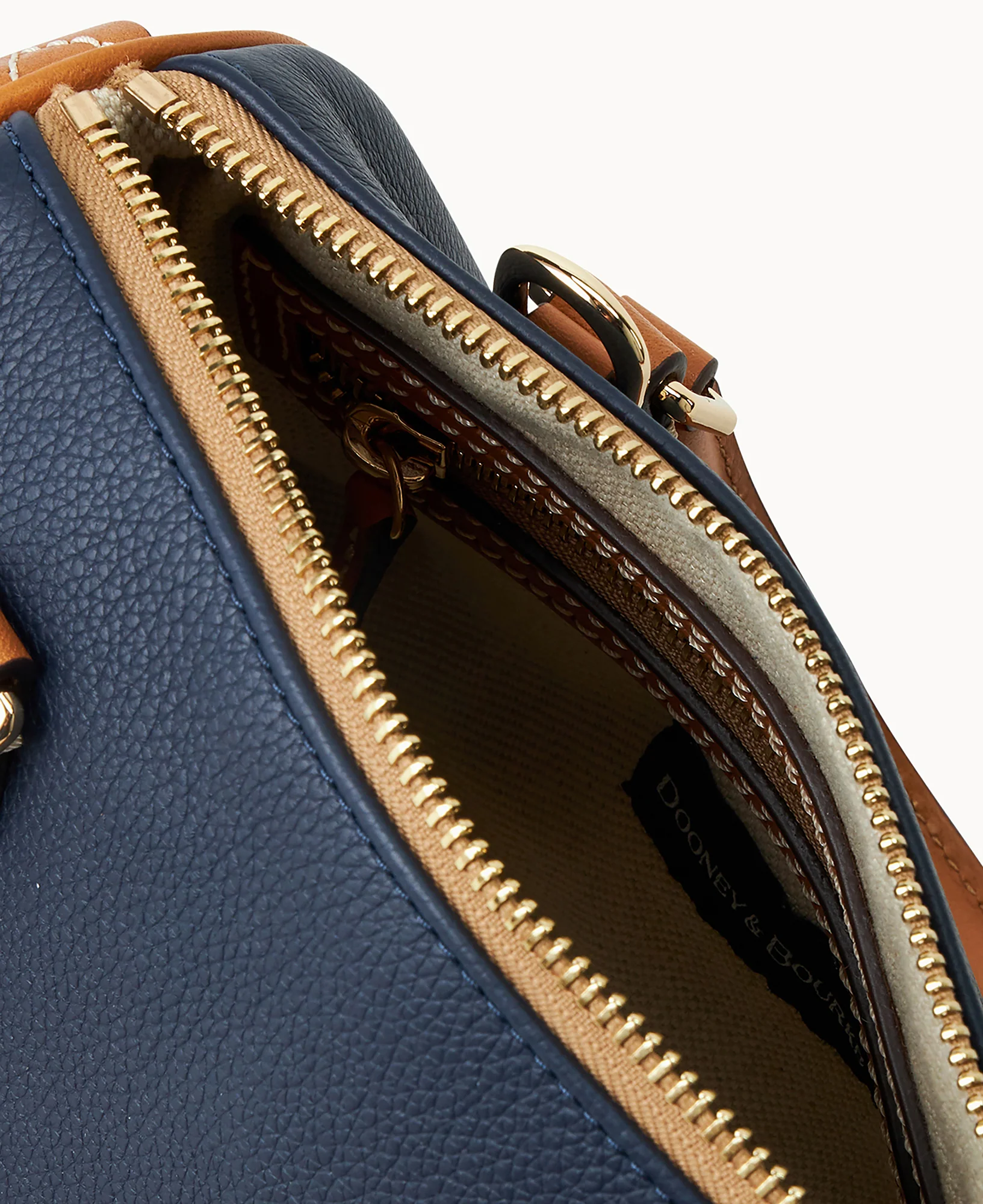 Sorrento Barrel Satchel 20 - Image 34
