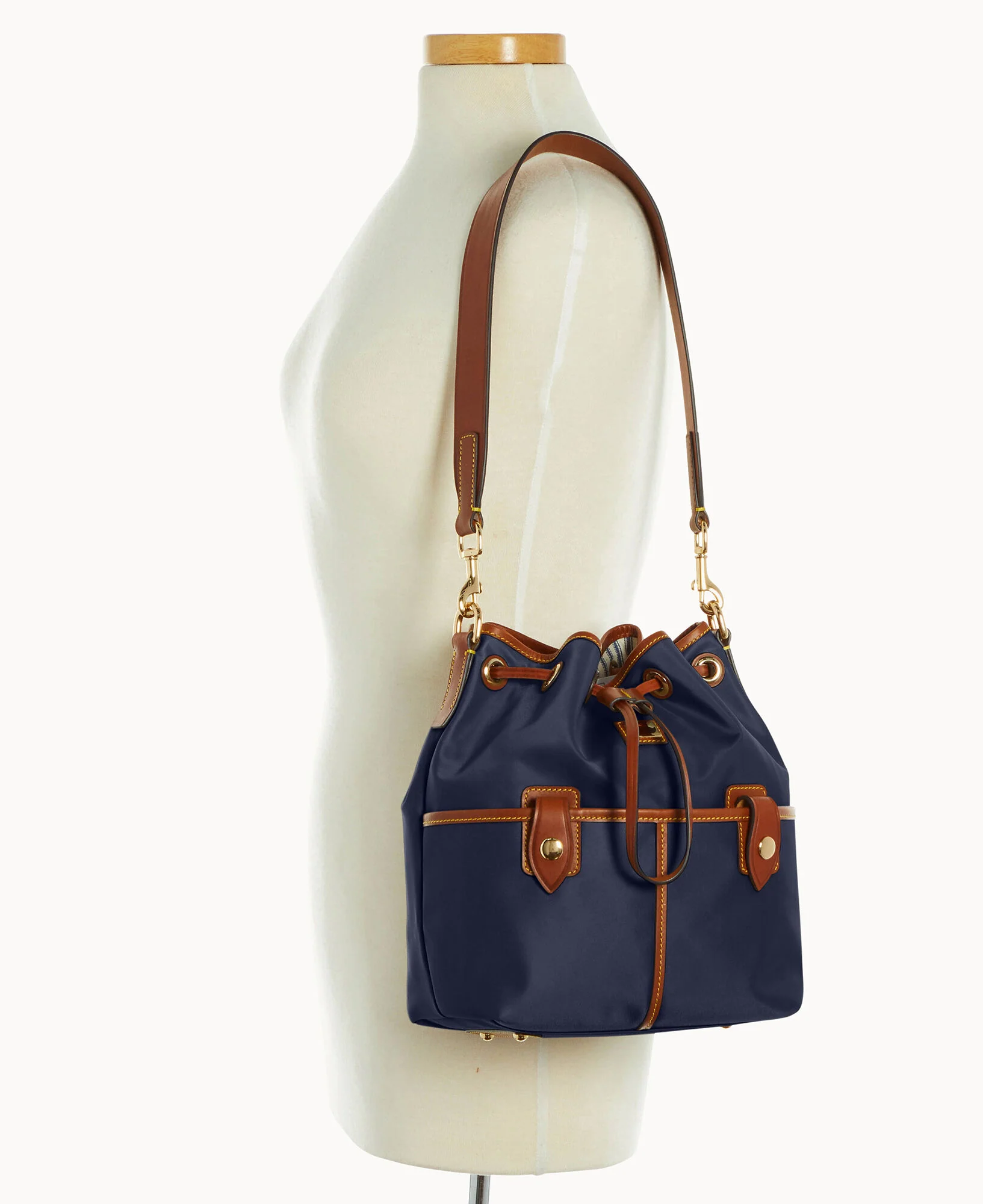 Wayfarer Drawstring - Image 7