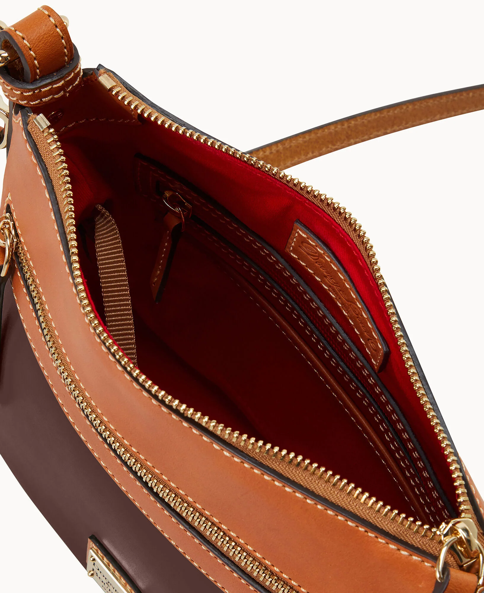 Wexford Leather Crossbody 25 - Image 15