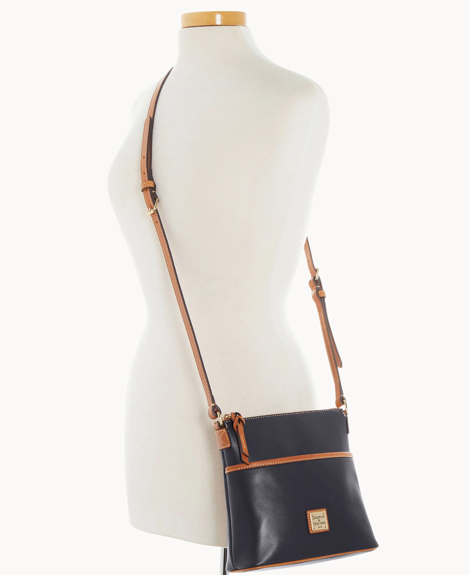 Wexford Leather Small Everyday Crossbody - Image 7